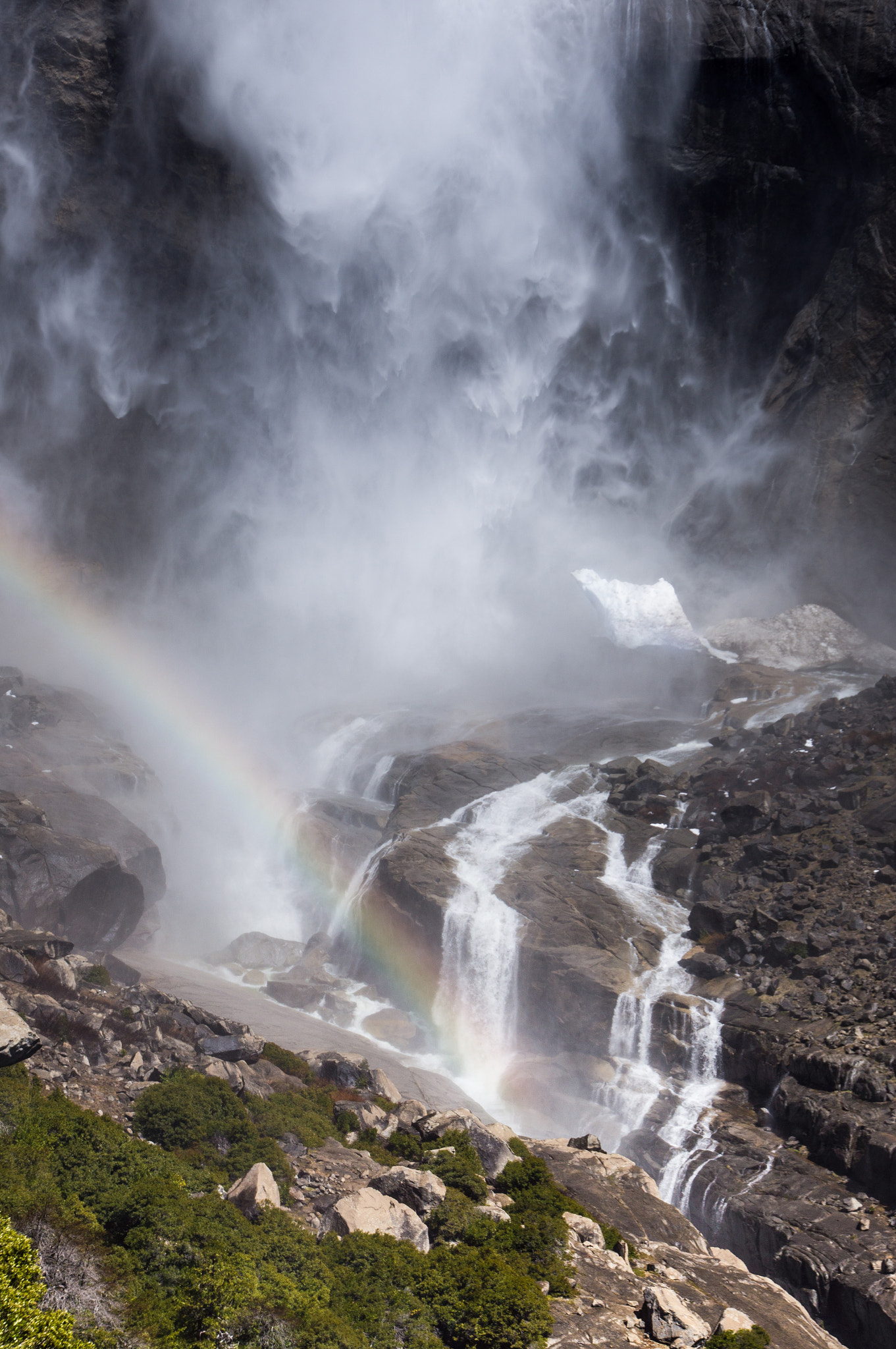 Sony Alpha DSLR-A580 sample photo. Middle yosemite falls photography