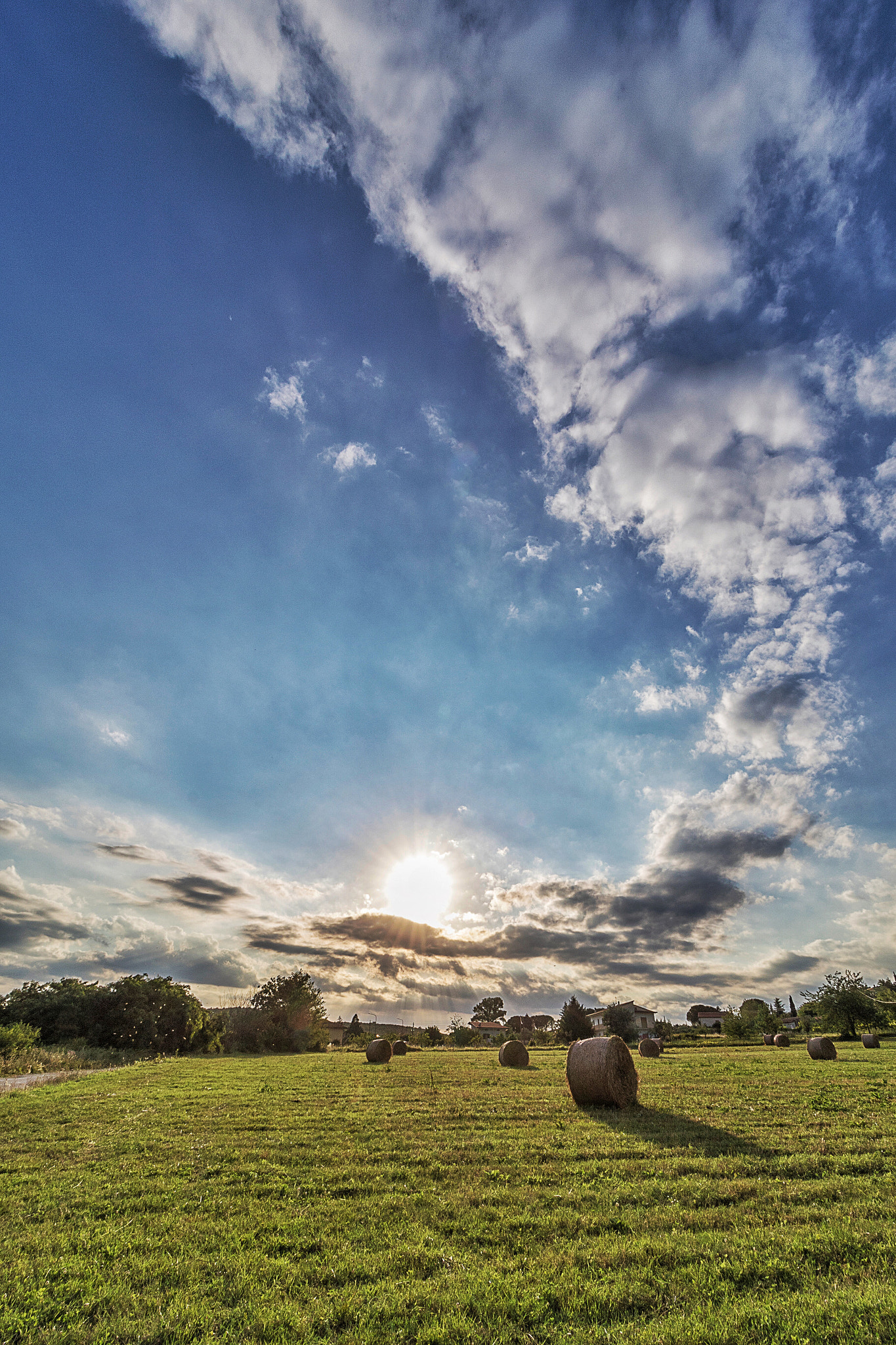 Canon EOS 7D Mark II + Canon EF-S 10-18mm F4.5–5.6 IS STM sample photo. Al calar del sole photography