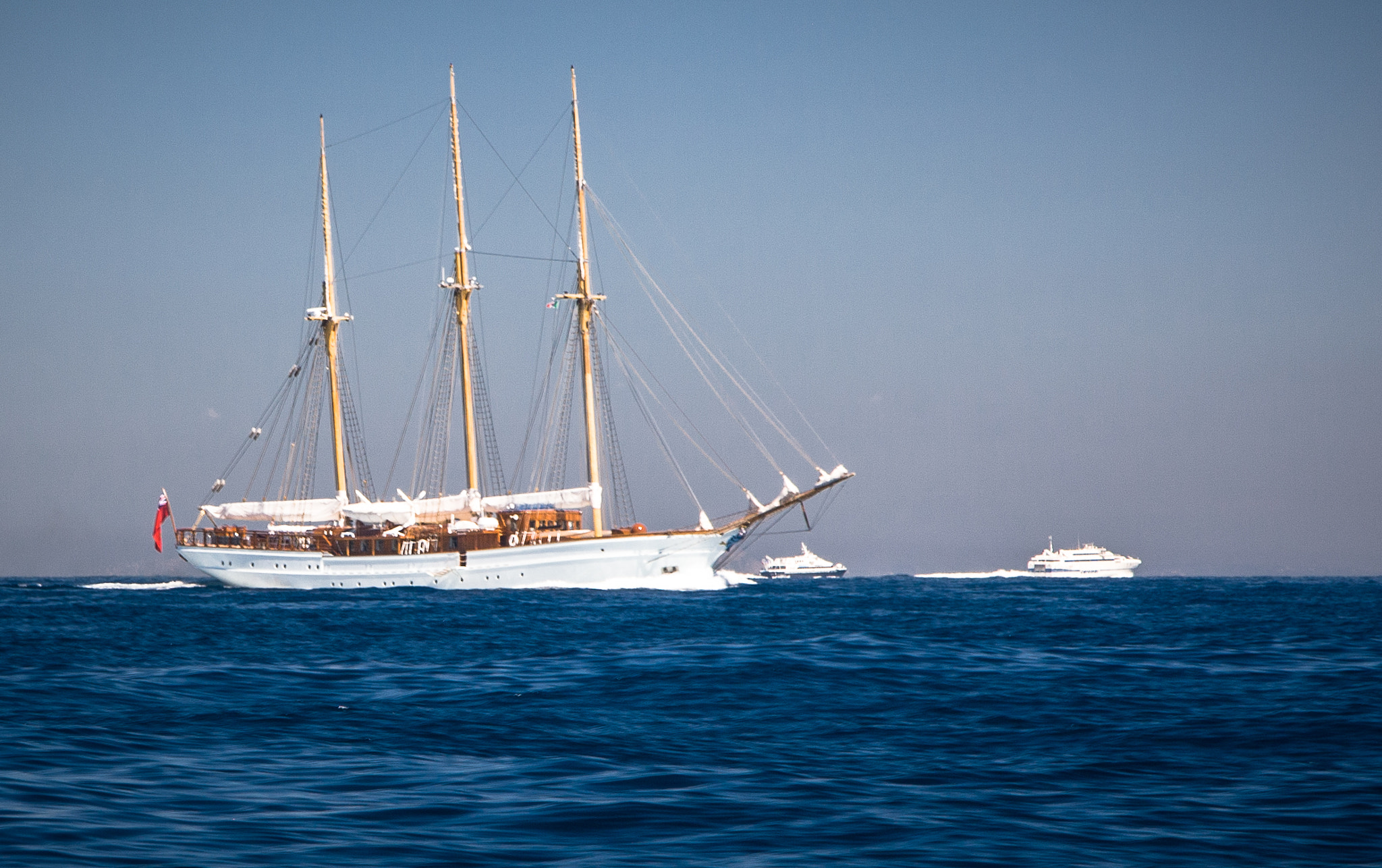 Canon EOS 400D (EOS Digital Rebel XTi / EOS Kiss Digital X) sample photo. I wish i were on this sail ship photography