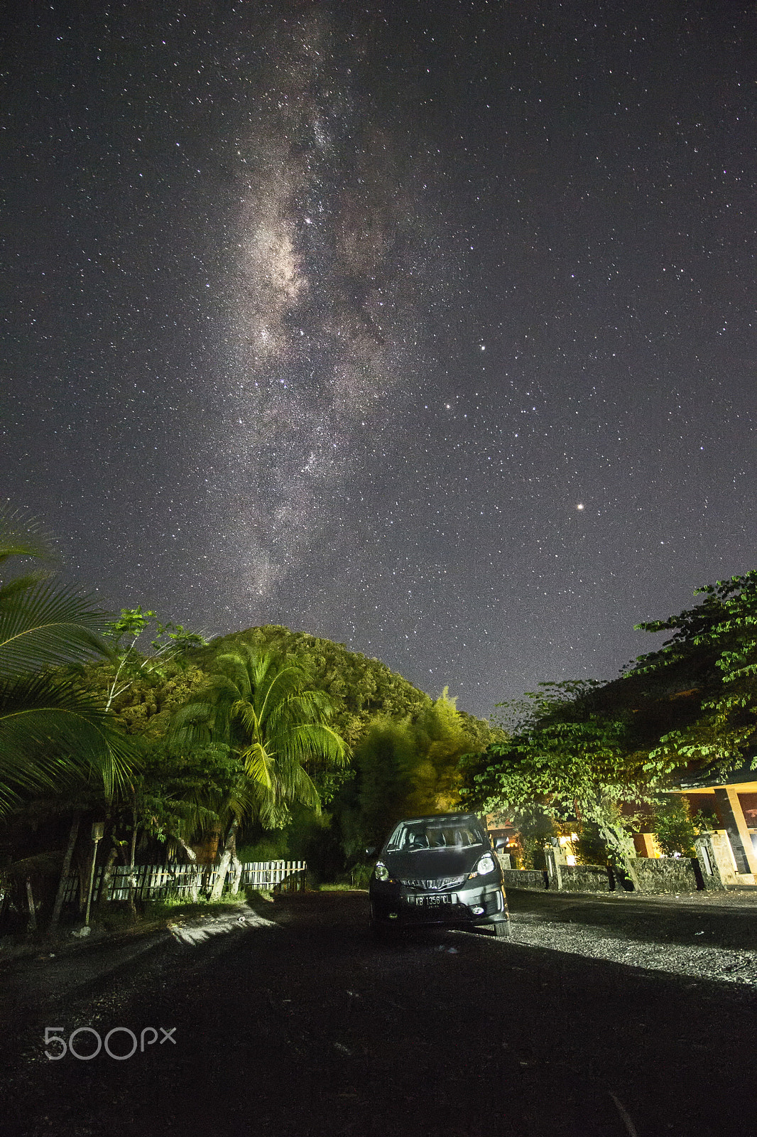 Canon EF-S 10-18mm F4.5–5.6 IS STM sample photo. Milkyway photography