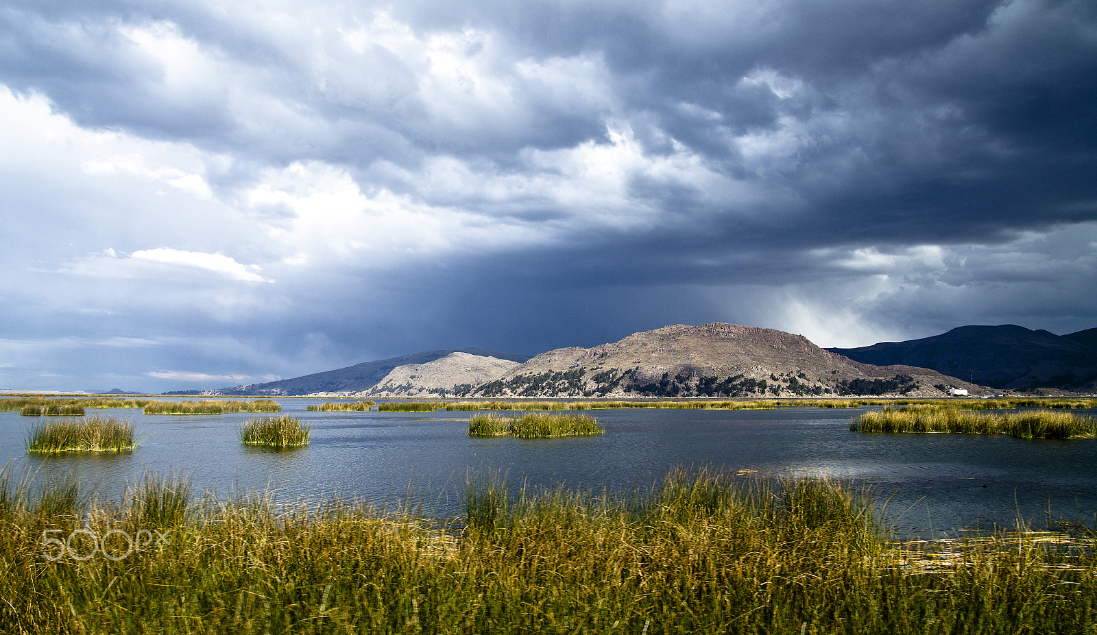 Tamron SP AF 17-50mm F2.8 XR Di II LD Aspherical (IF) sample photo. Titicaca photography