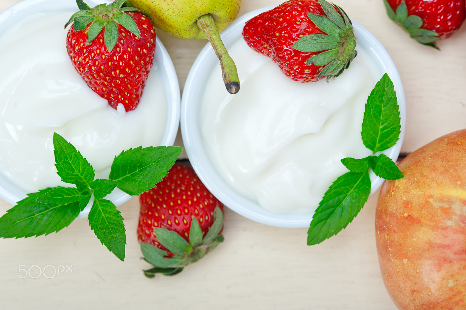 Nikon D700 + AF Micro-Nikkor 105mm f/2.8 sample photo. Fruits and yogurt photography