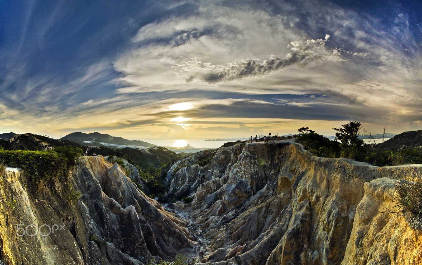 Canon EF-S 10-18mm F4.5–5.6 IS STM sample photo. Canyon sunset photography