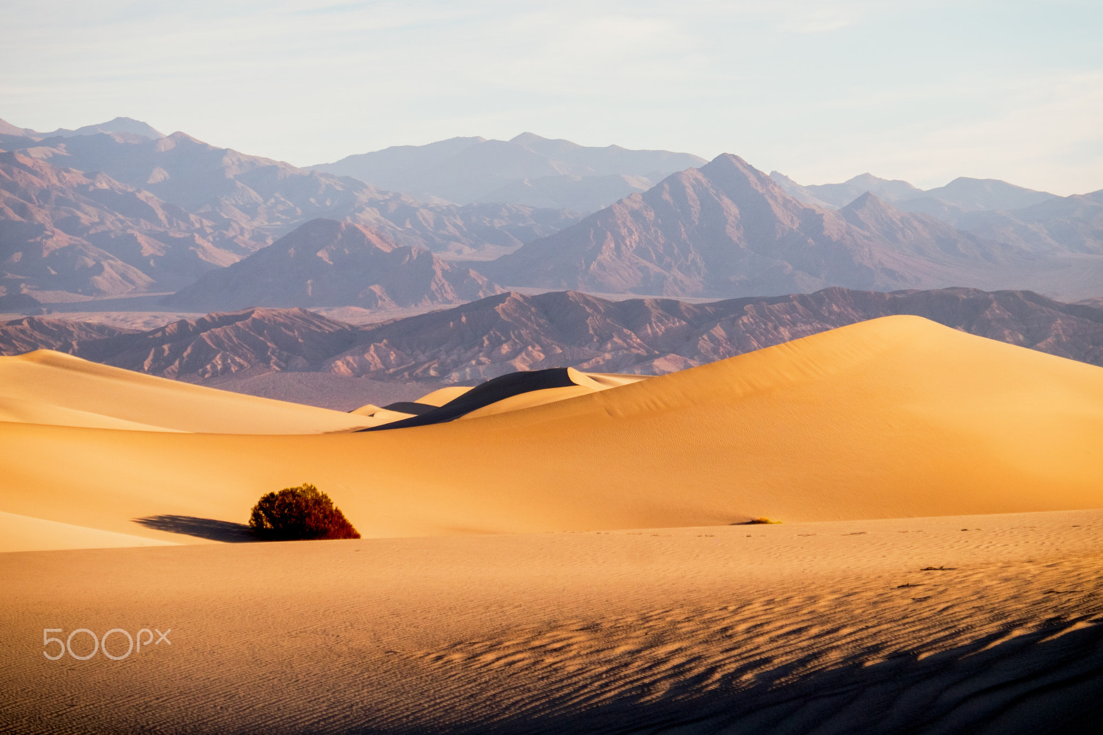 Fujifilm X-E2 + Fujifilm XF 18-135mm F3.5-5.6 R LM OIS WR sample photo. Sand dunes in death valley photography