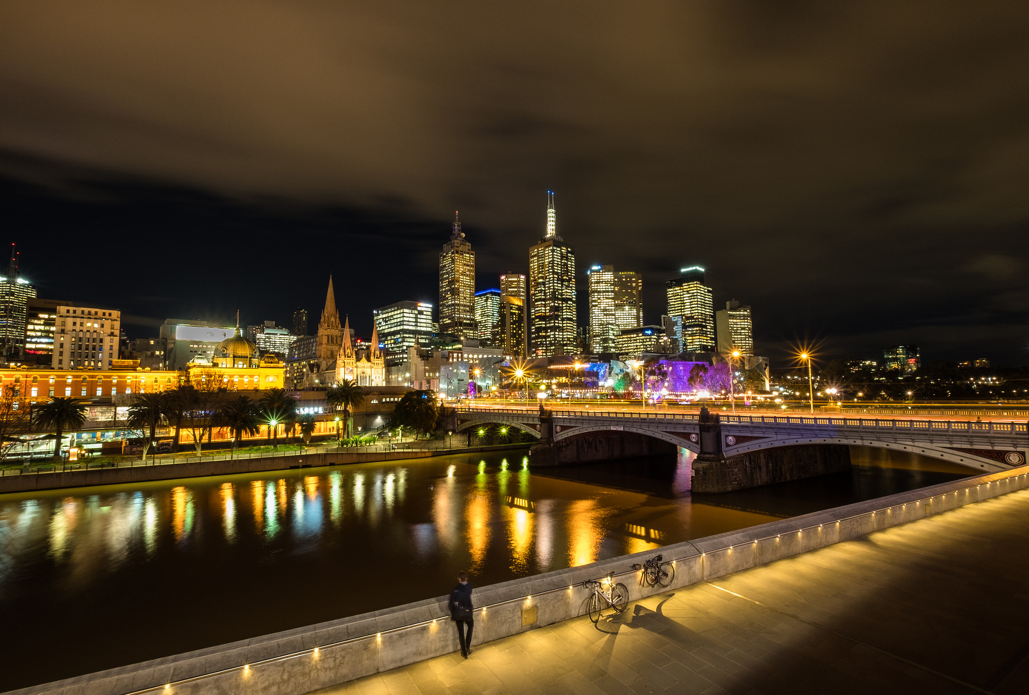 Fujifilm X-E2S + Fujifilm XF 10-24mm F4 R OIS sample photo. Enjoying the view (melbourne) photography