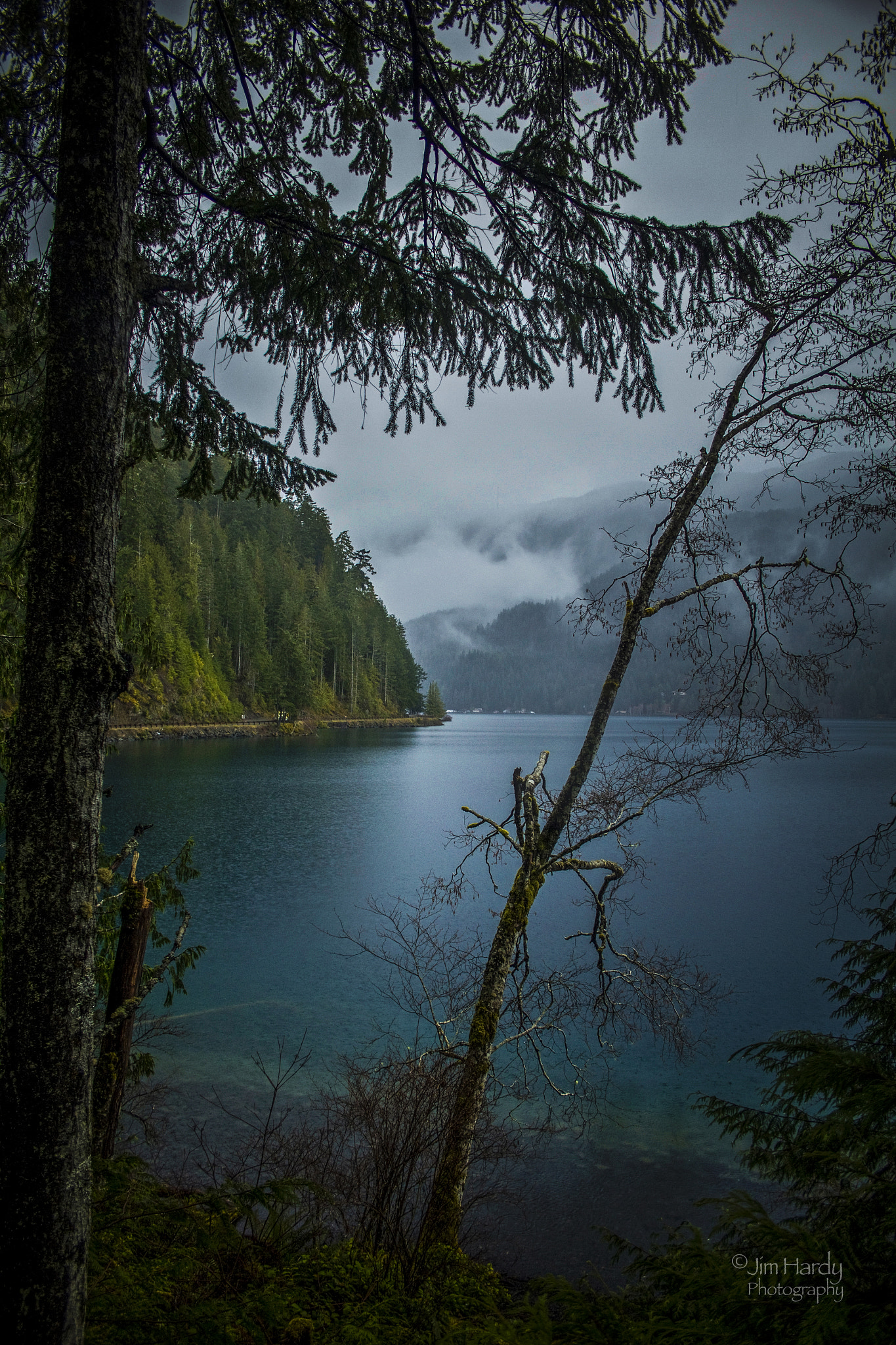 Canon EF-S 18-55mm F3.5-5.6 II sample photo. Lake crescent moment photography