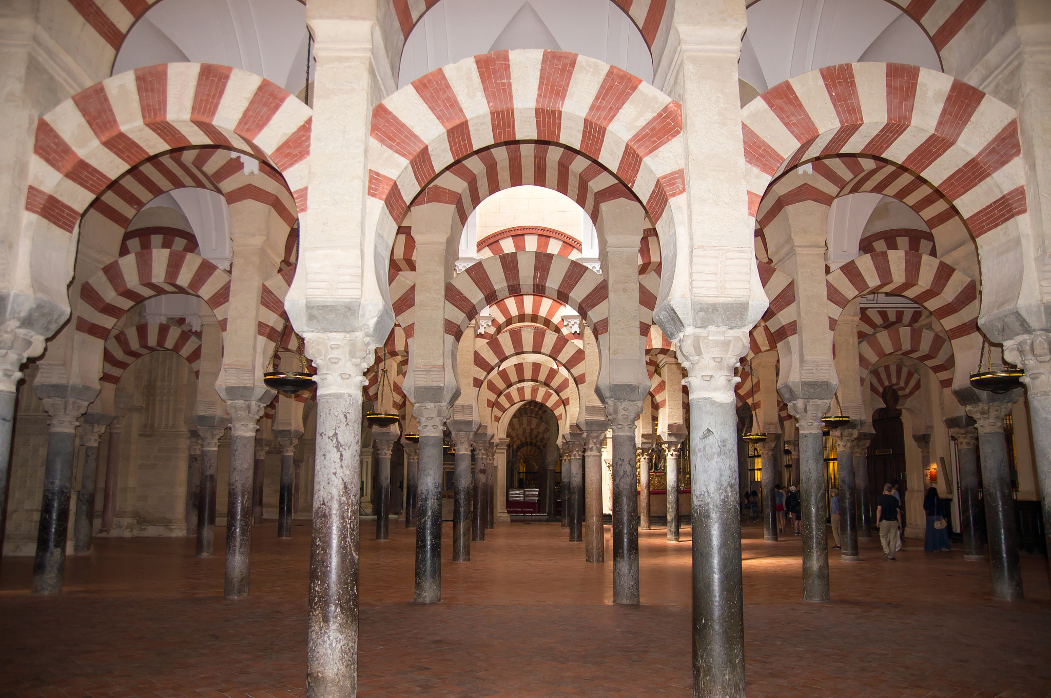 Sony Alpha DSLR-A580 sample photo. Part of cordoba's mezquita photography