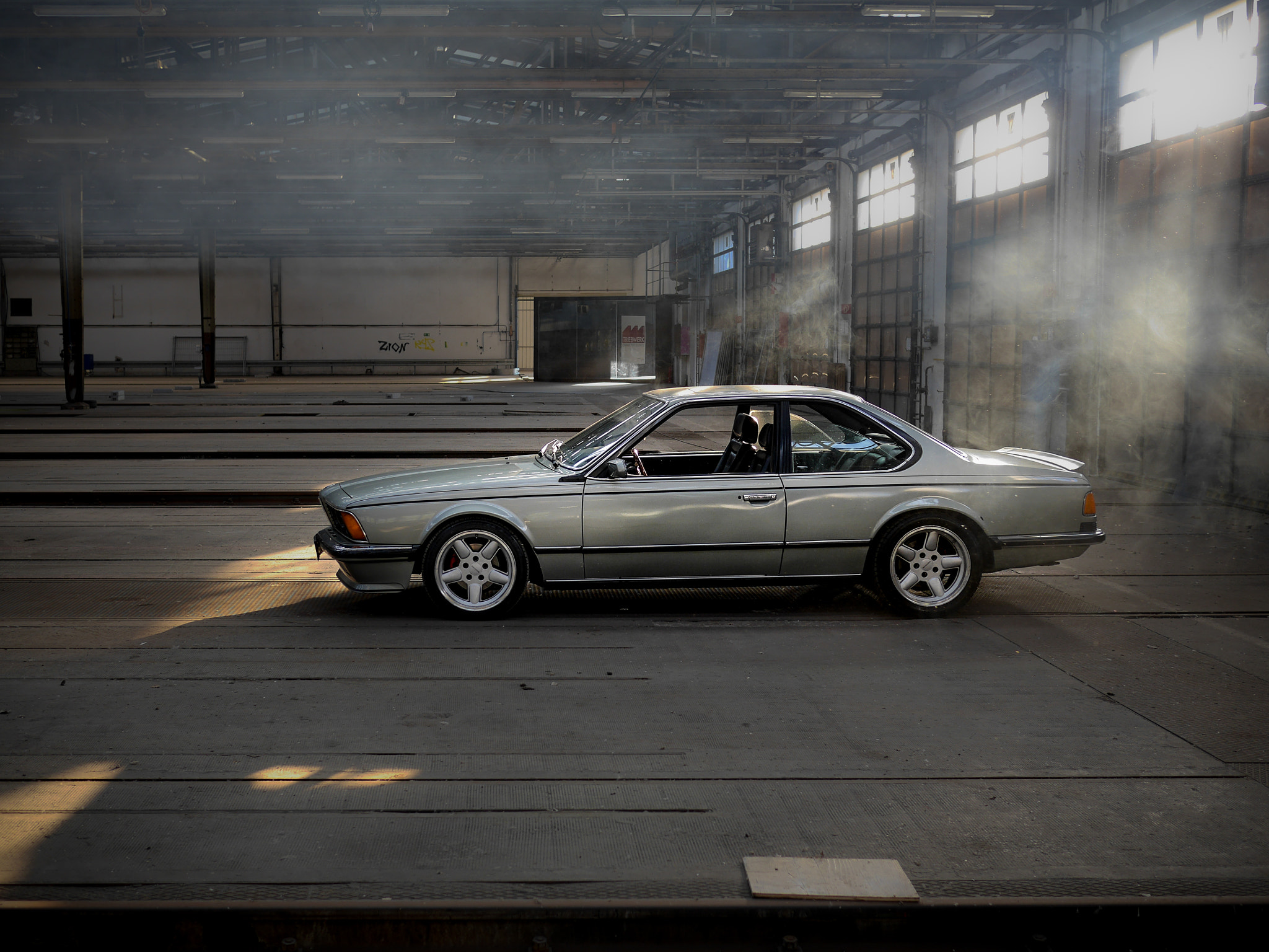 Panasonic Lumix DMC-GH3 + Panasonic Lumix G 20mm F1.7 ASPH sample photo. Bmw 635 csi photography