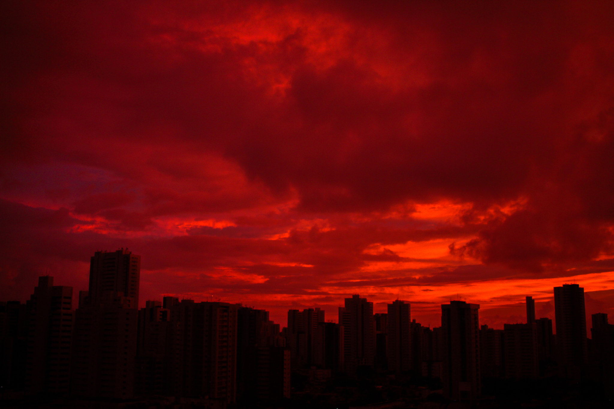 Canon EF-S 24mm F2.8 STM sample photo. Sunrise photography