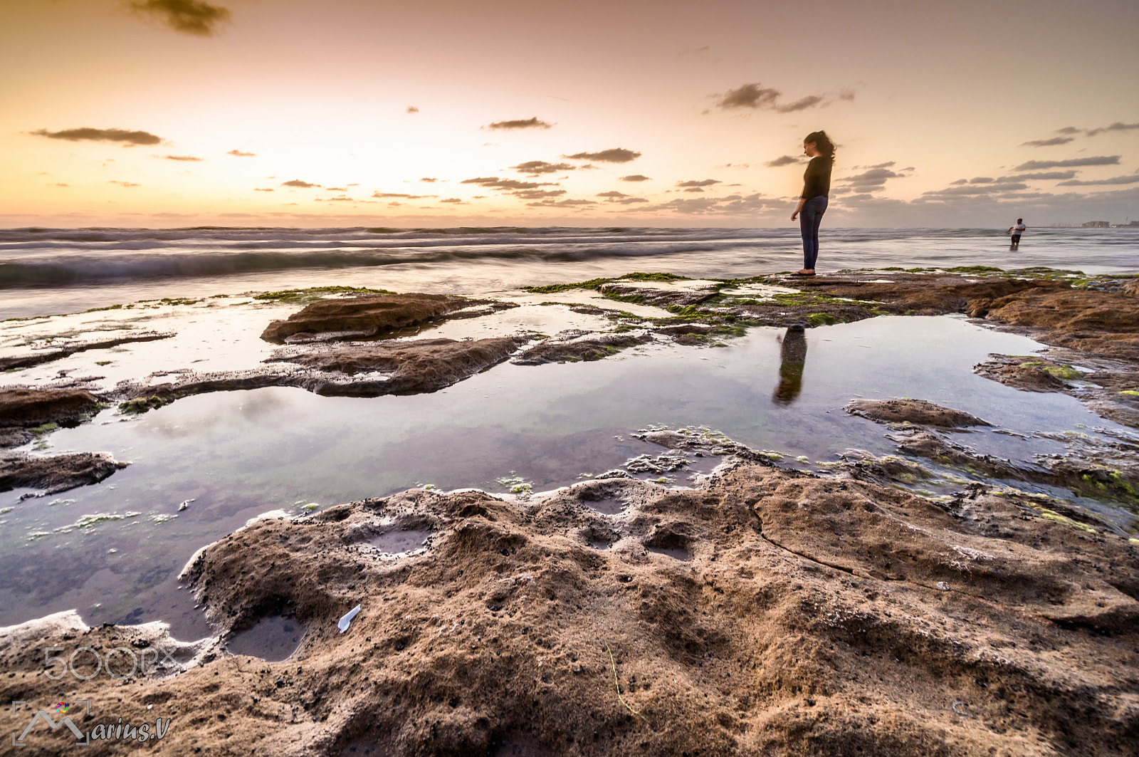 Sony Alpha NEX-6 + Sony E 10-18mm F4 OSS sample photo. The watcher photography