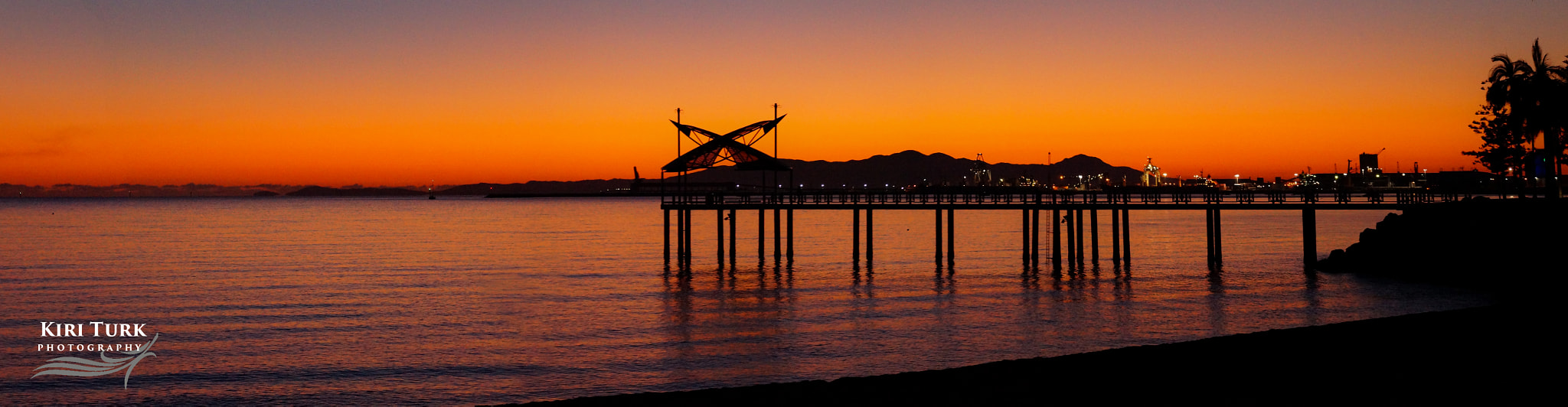 Sony SLT-A57 + Sony DT 55-200mm F4-5.6 SAM sample photo. A strand panorama photography