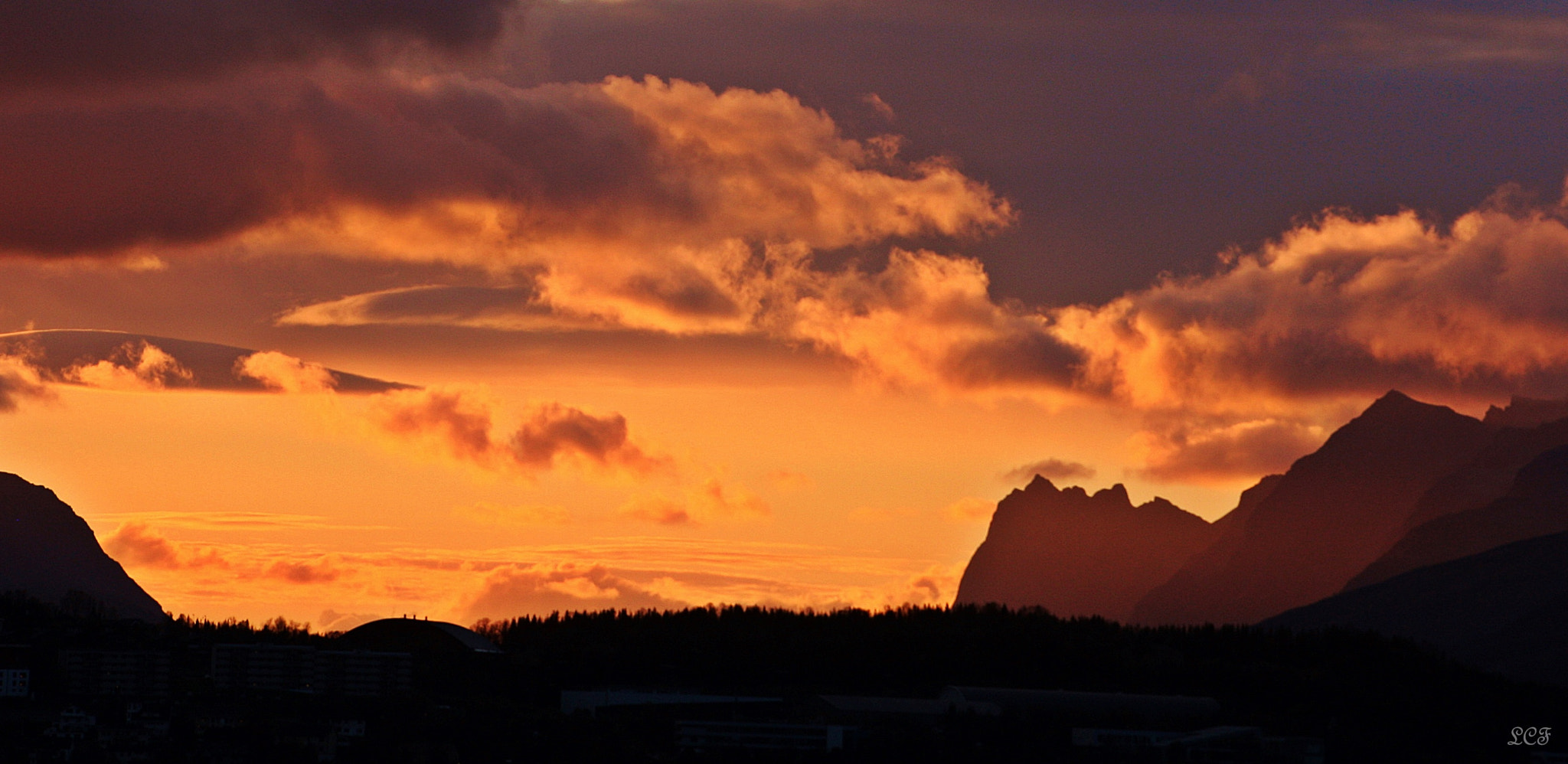 Canon EOS 450D (EOS Rebel XSi / EOS Kiss X2) sample photo. Sunset...  photography