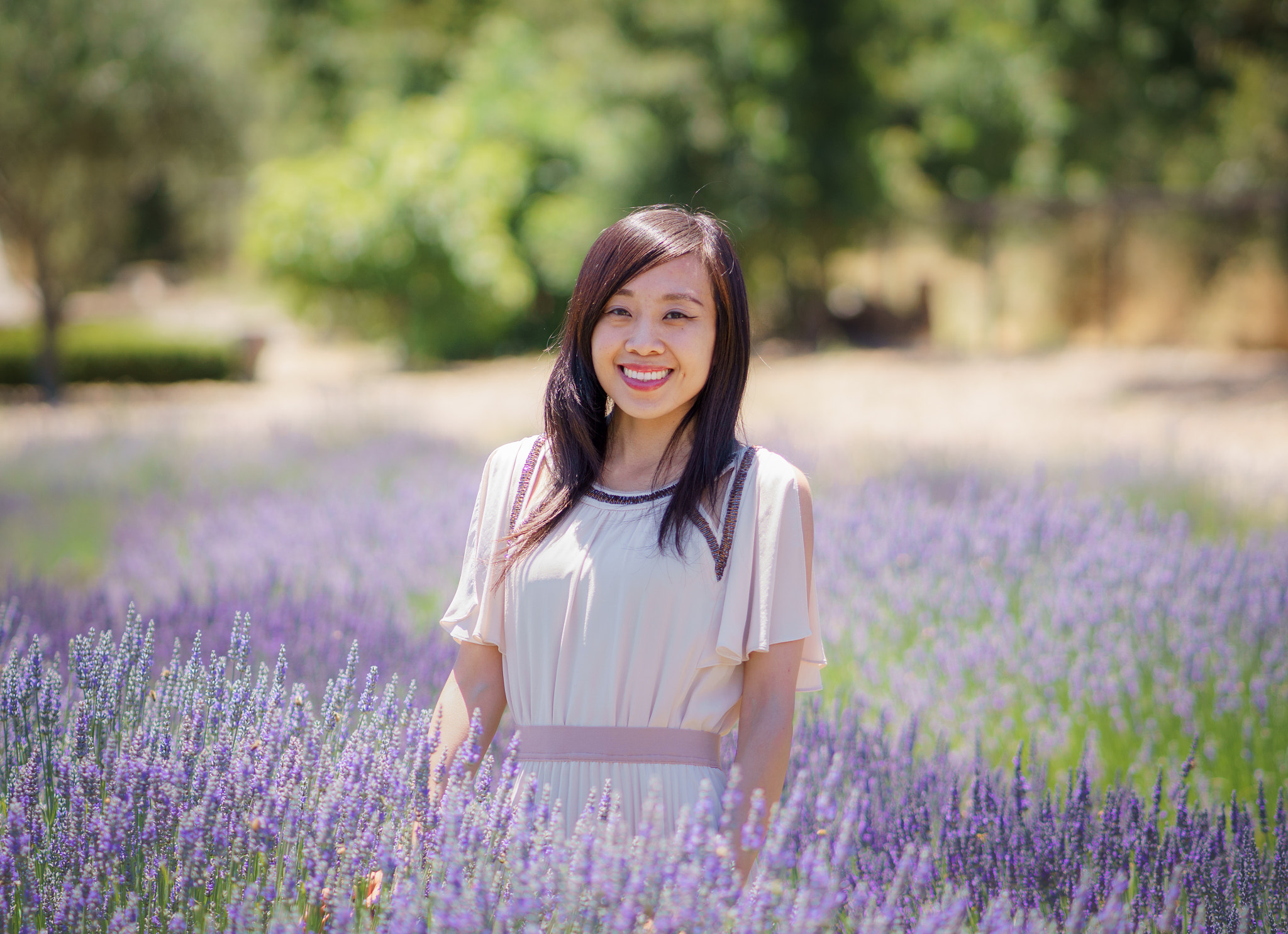 Sony a6000 + ZEISS Batis 85mm F1.8 sample photo. Sonoma lavender barn portrait shoot photography