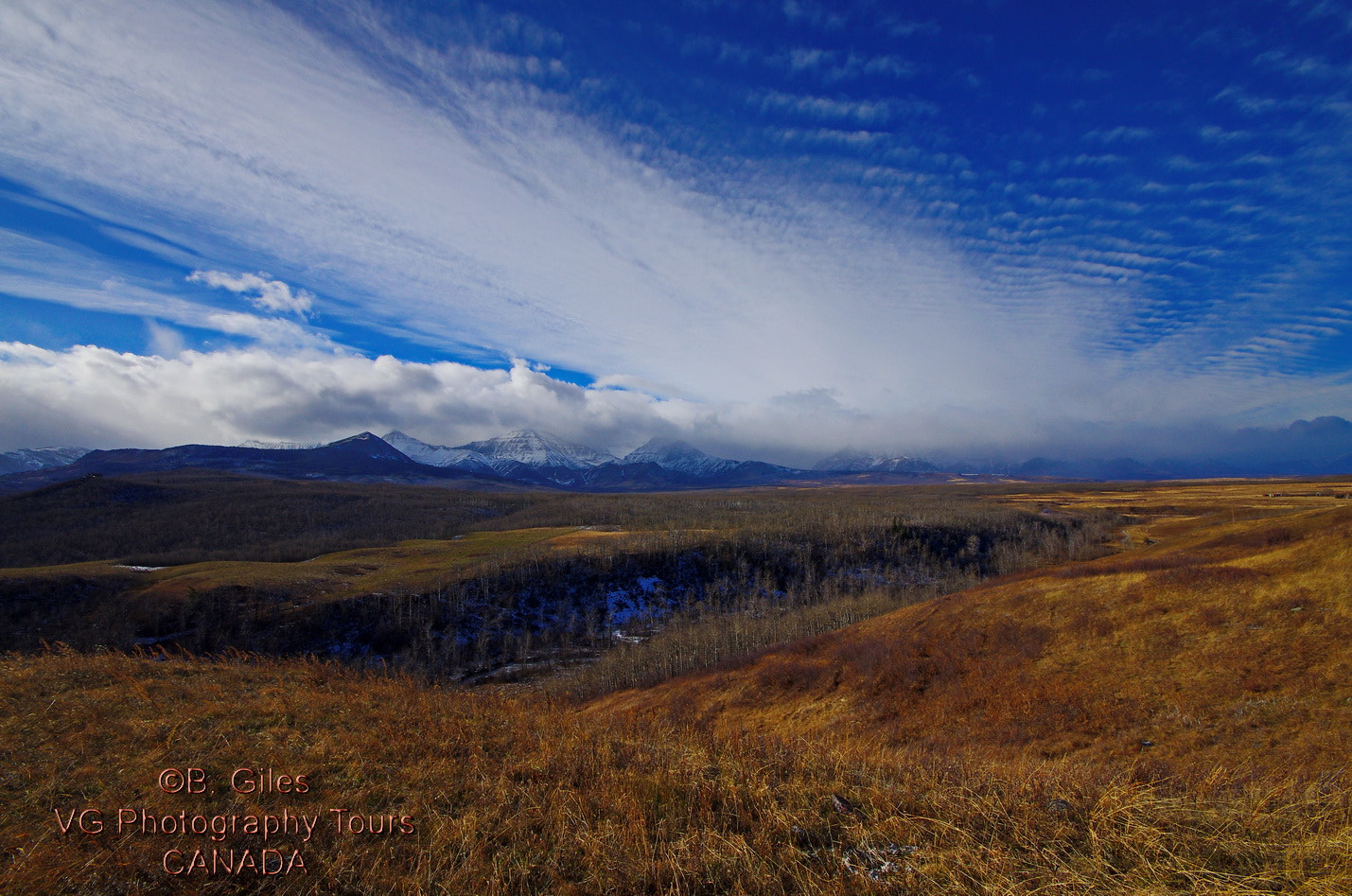Sigma AF 10-20mm F4-5.6 EX DC sample photo. Prairie to mountains photography