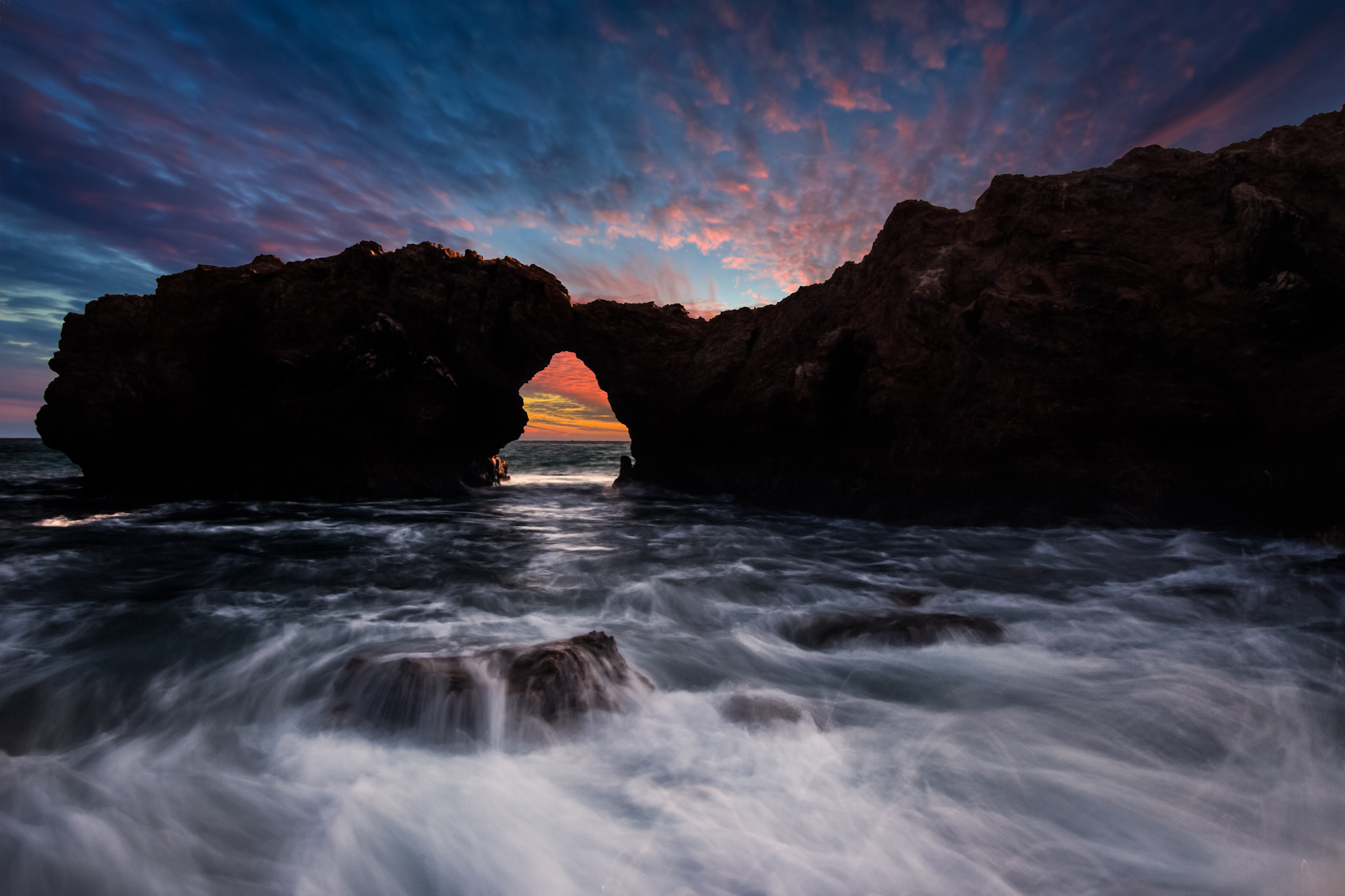 Canon EOS 7D + Canon EF-S 10-18mm F4.5–5.6 IS STM sample photo. Arch rock photography