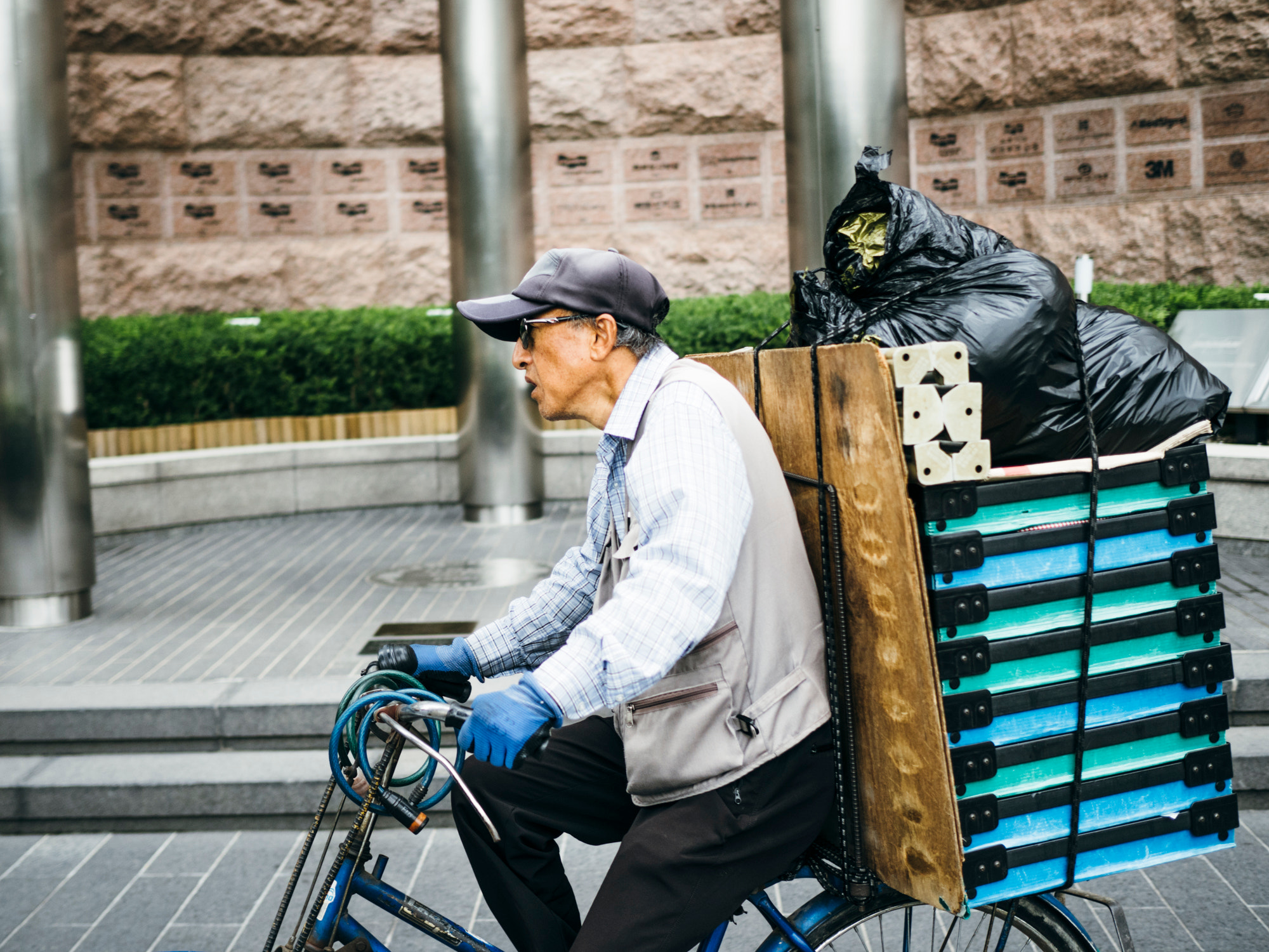 Olympus OM-D E-M5 II + Olympus M.Zuiko Digital 25mm F1.8 sample photo. Seoul, korea. photography