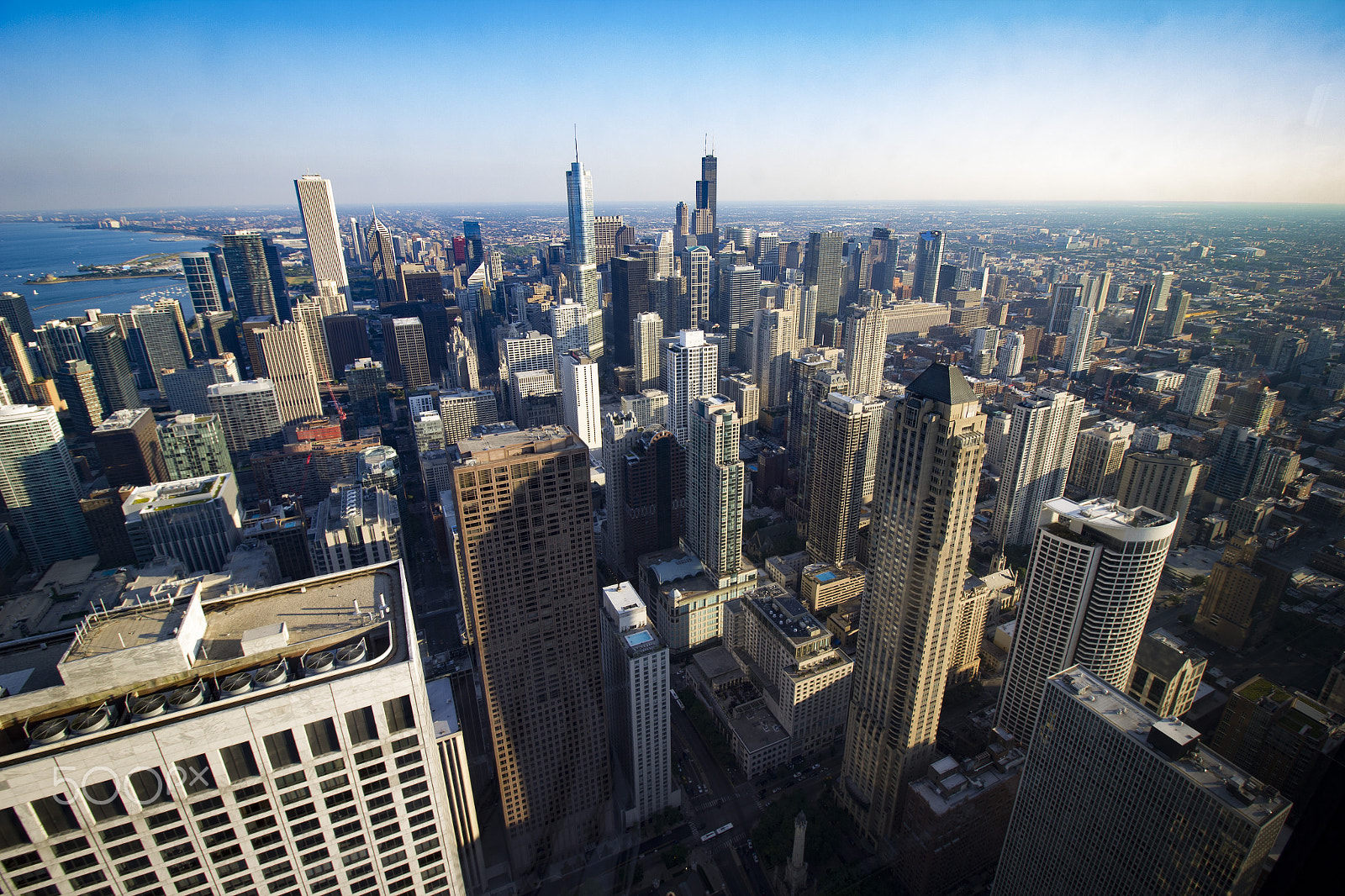 Canon EF-S 10-18mm F4.5–5.6 IS STM sample photo. Chicago - landmark buildings photography