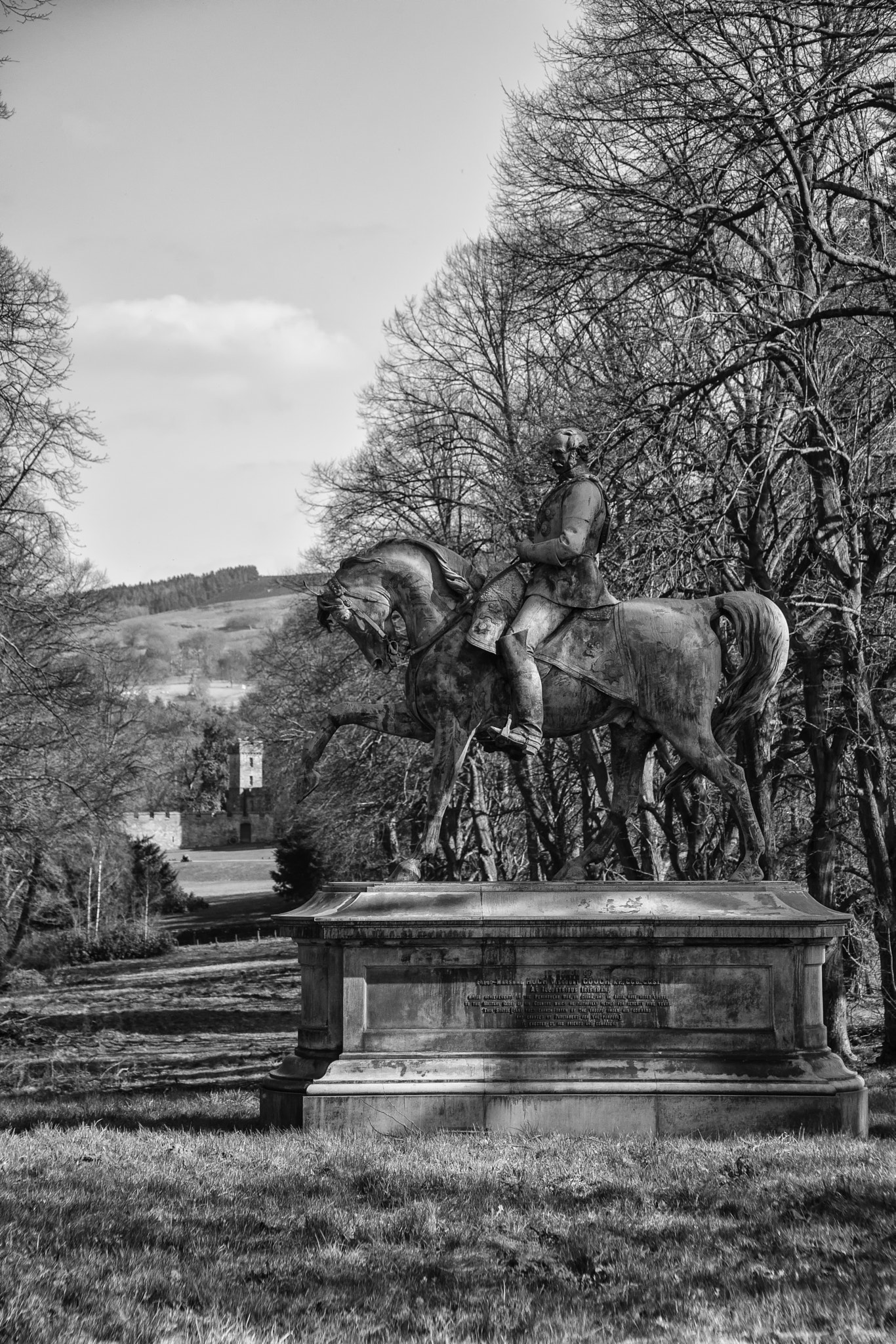Sigma ZOOM-alpha 35-135mm F3.5-4.5 sample photo. Viscount gough on horseback. photography