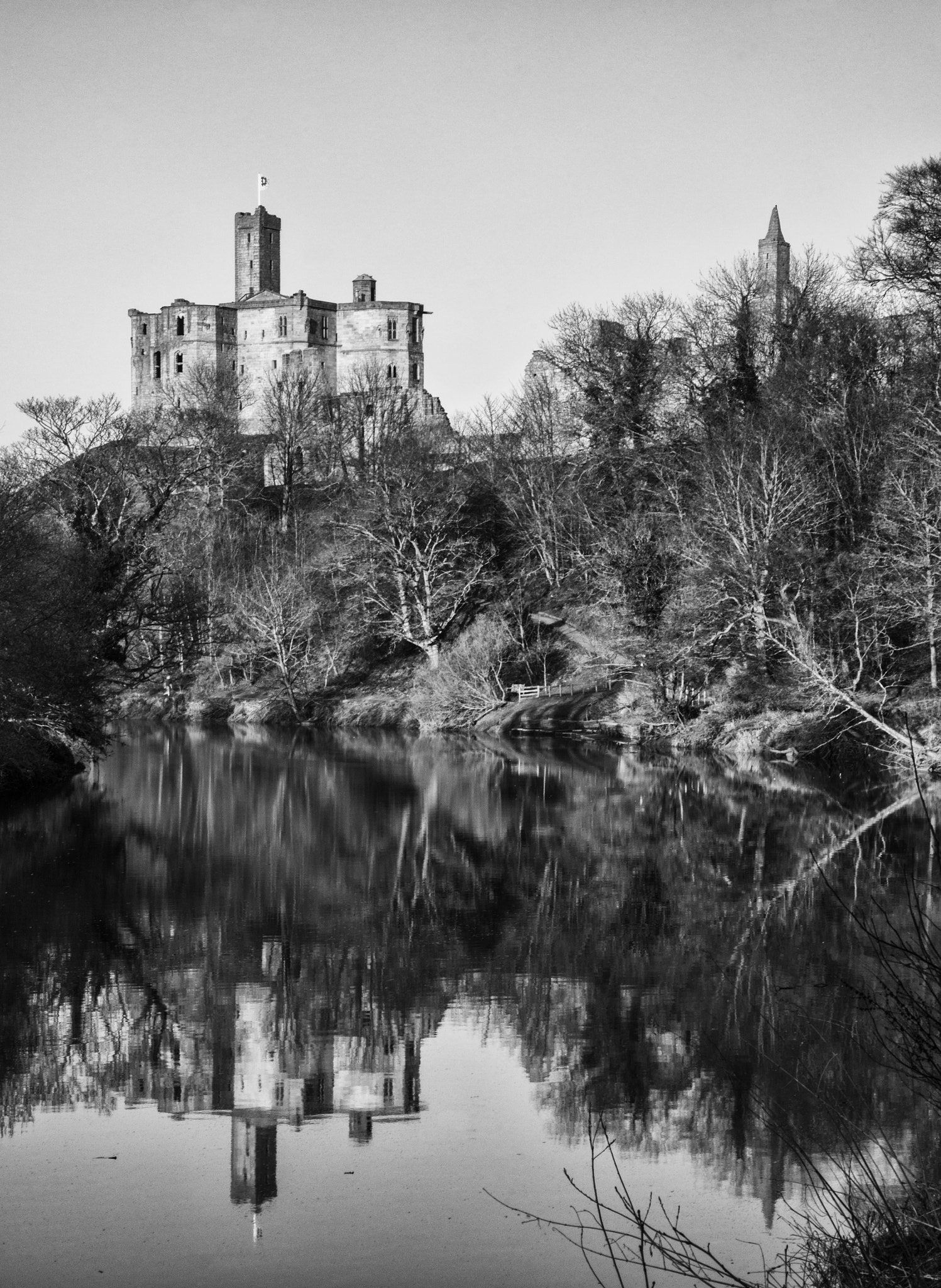 Sigma ZOOM-alpha 35-135mm F3.5-4.5 sample photo. Warkworth castle photography