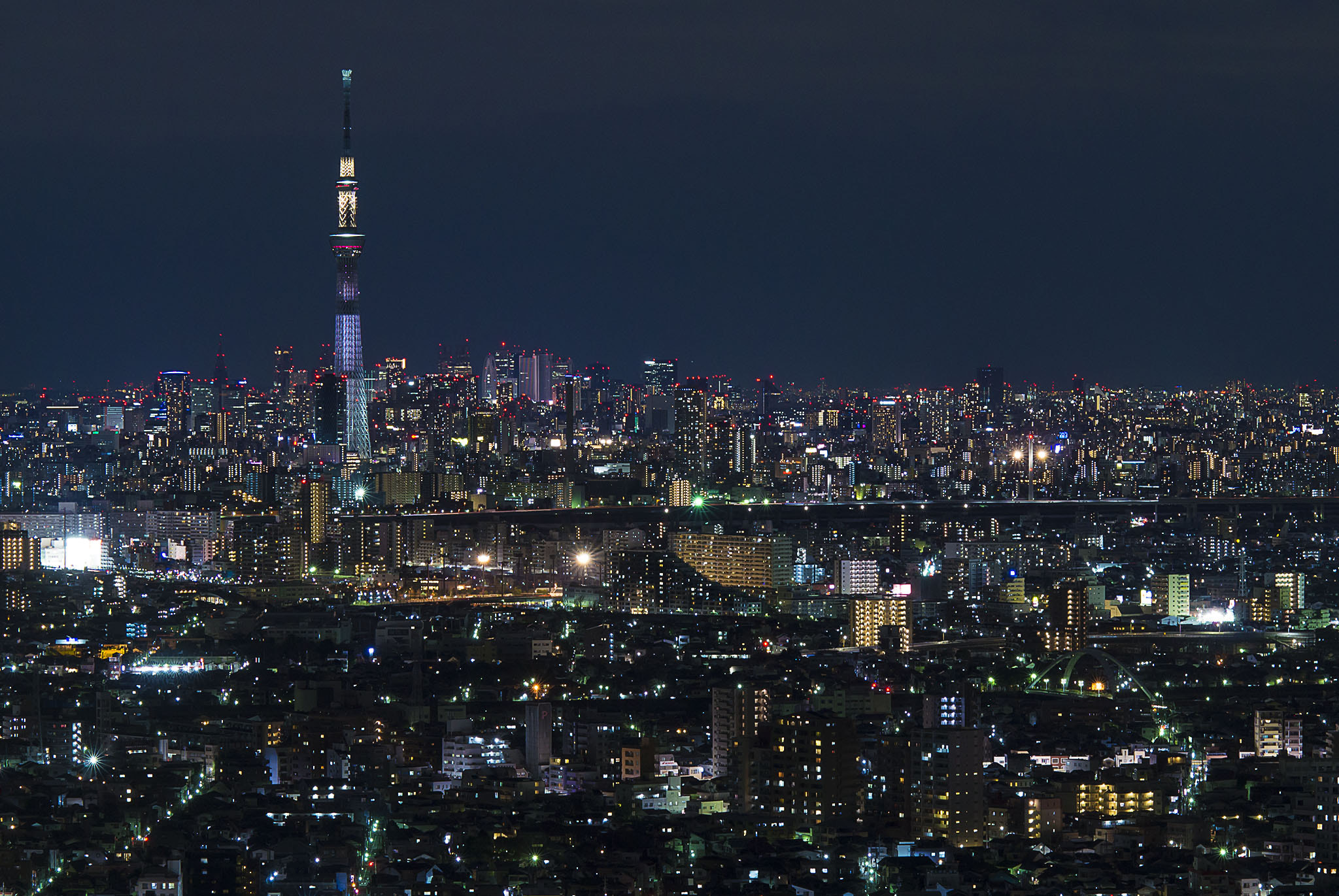 Sony SLT-A57 + Minolta AF 85mm F1.4 G (D) Limited sample photo. Nightscene with tokyo skytree photography