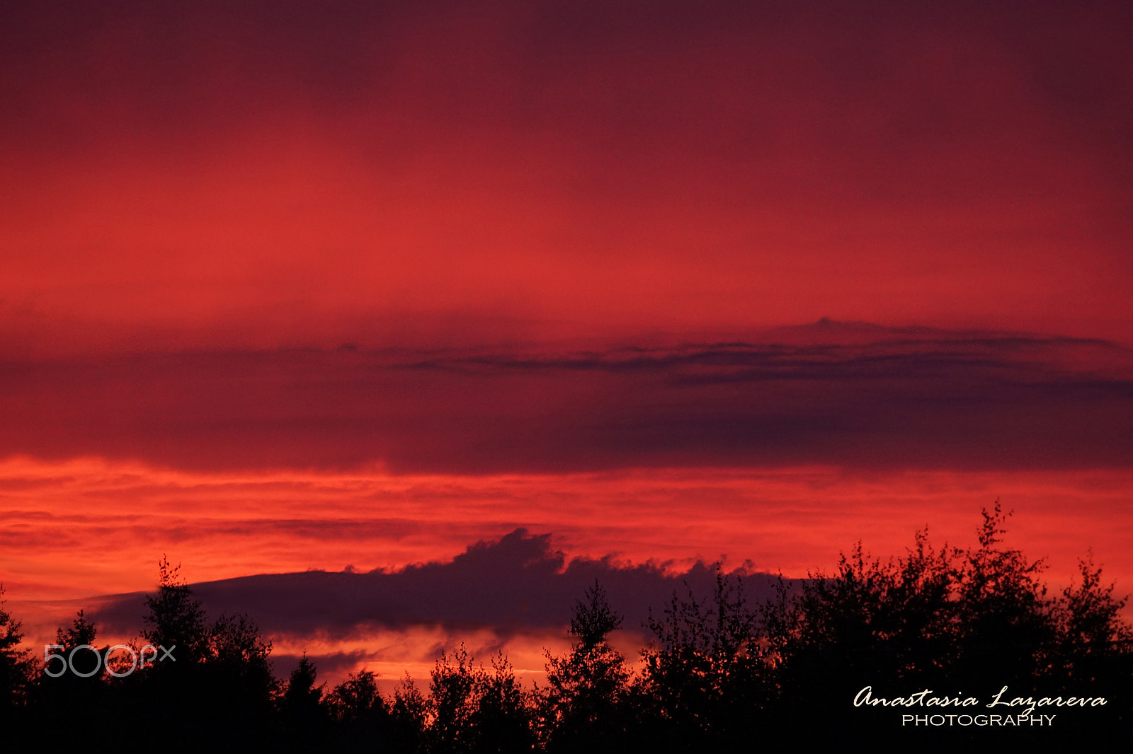 Sony a99 II + Sony DT 55-200mm F4-5.6 SAM sample photo. Red fire sunset photography