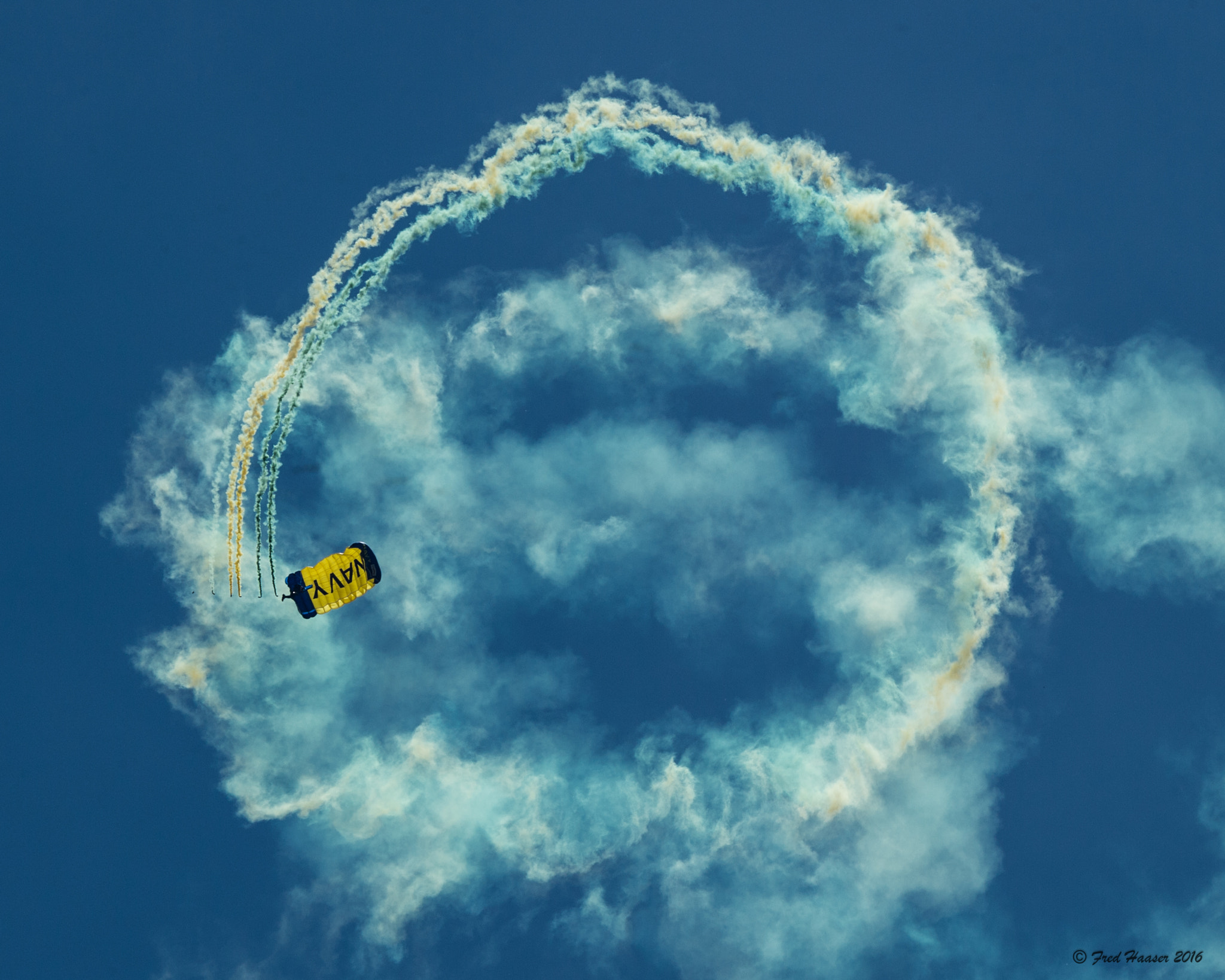 Nikon D4S sample photo. Us navy parchute team member performs photography