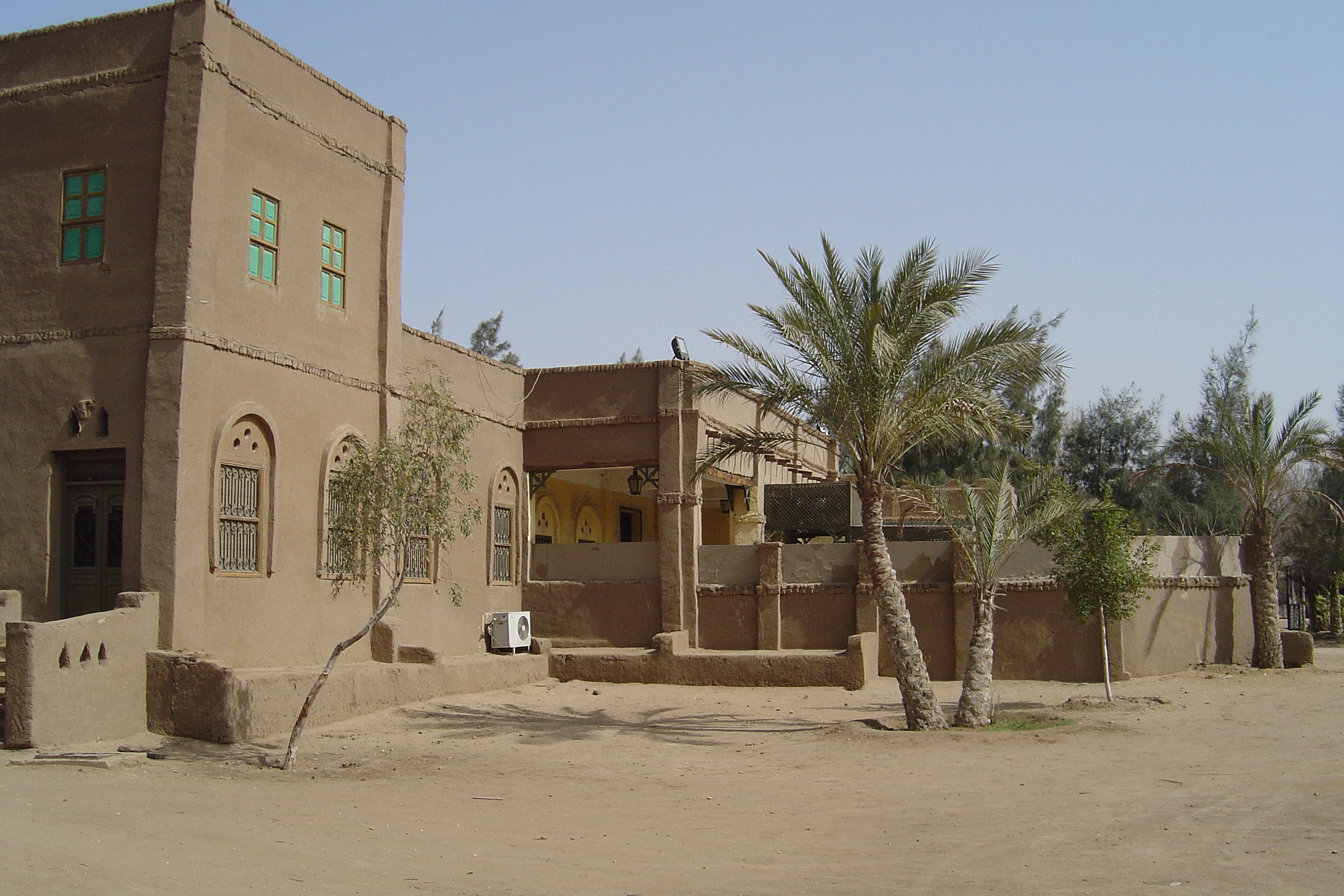 Sony DSC-P92 sample photo. Egyptian village set photography