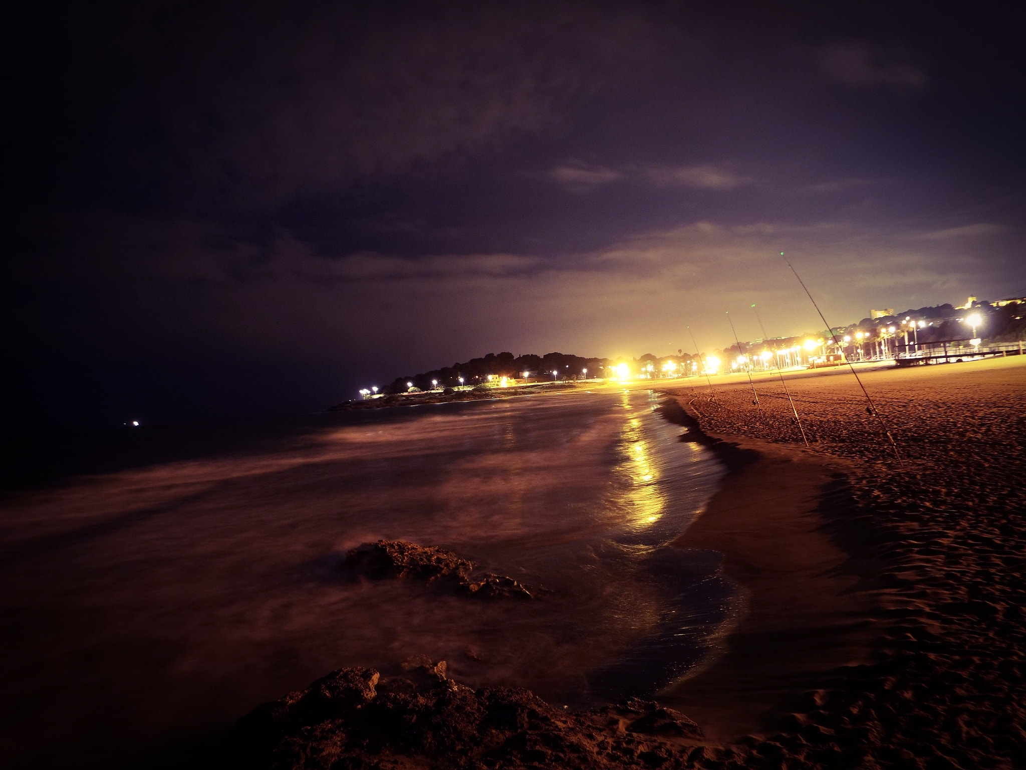Fujifilm FinePix S9400W sample photo. Beach fishing at night photography