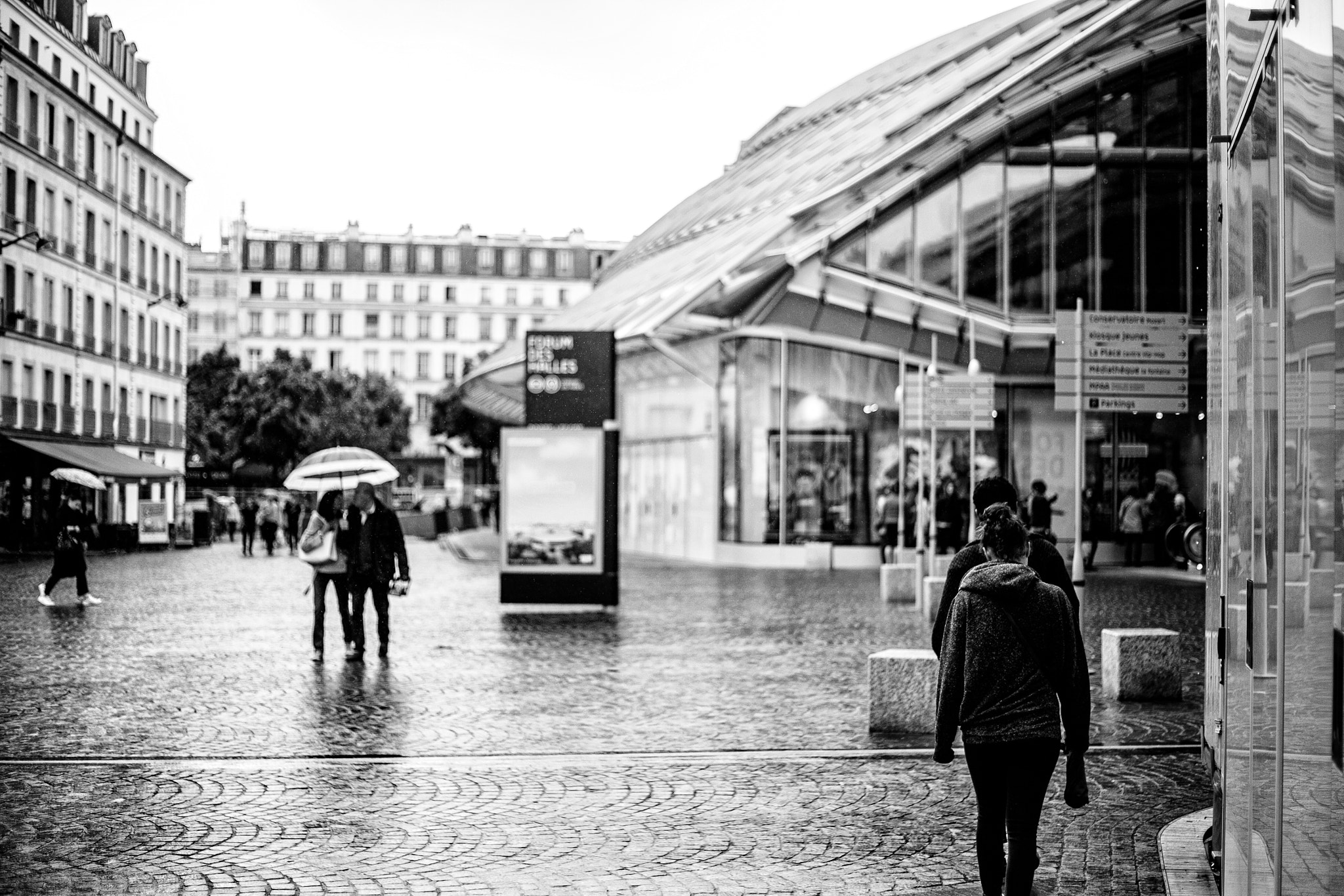 Canon EF 50mm f/1.8 sample photo. Streetview paris photography