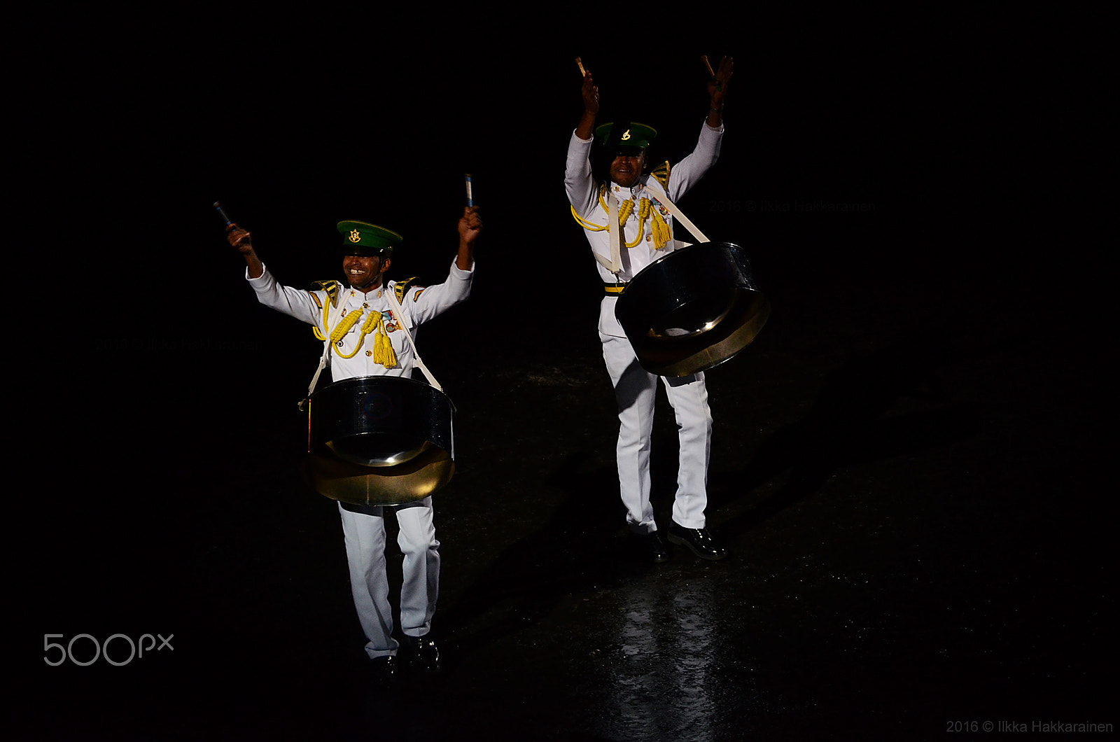 AF-S Zoom-Nikkor 80-200mm f/2.8D IF-ED sample photo. Drums photography