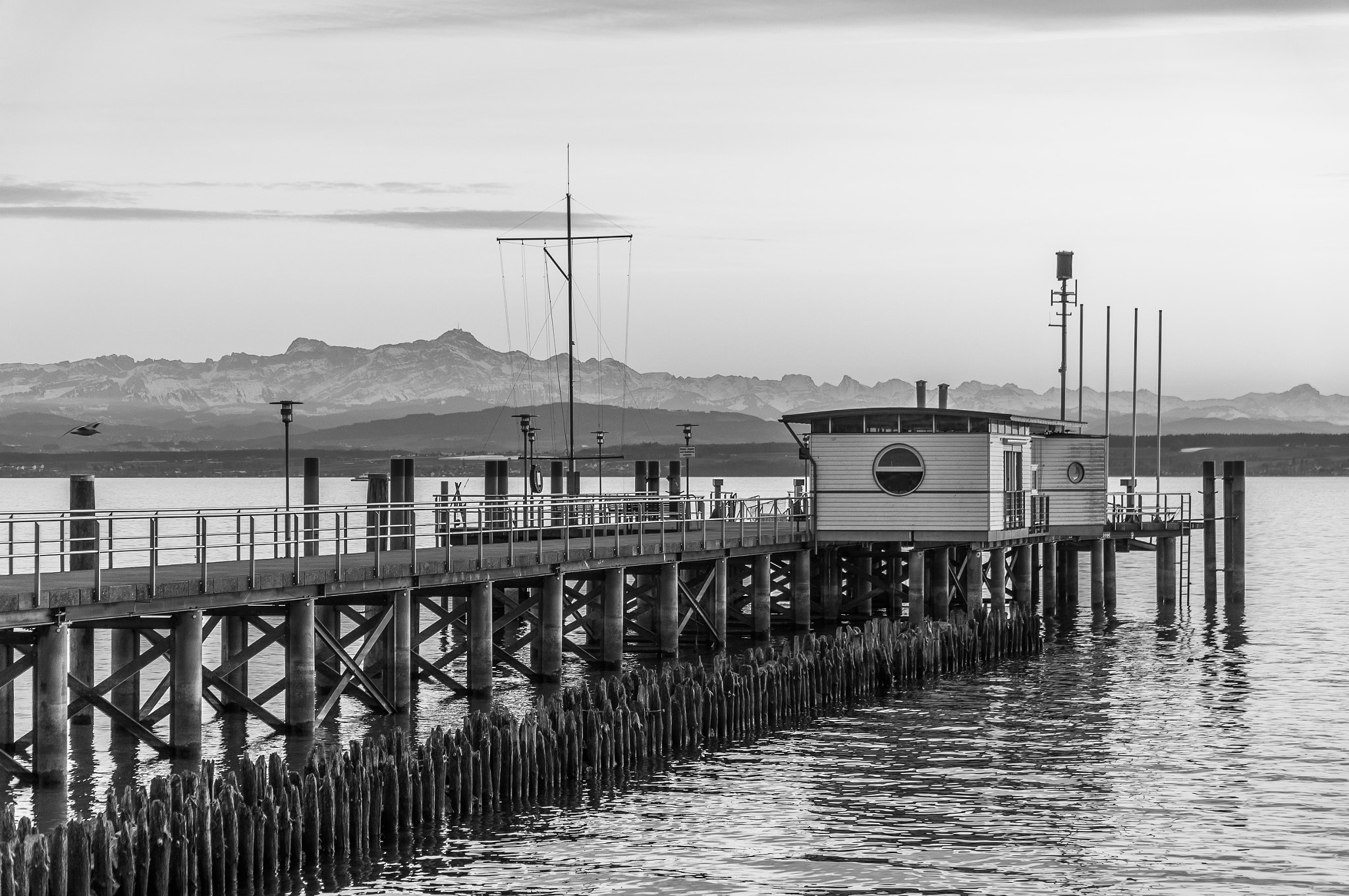 Sony Alpha NEX-6 + Sony E PZ 18-105mm F4 G OSS sample photo. Pier i photography