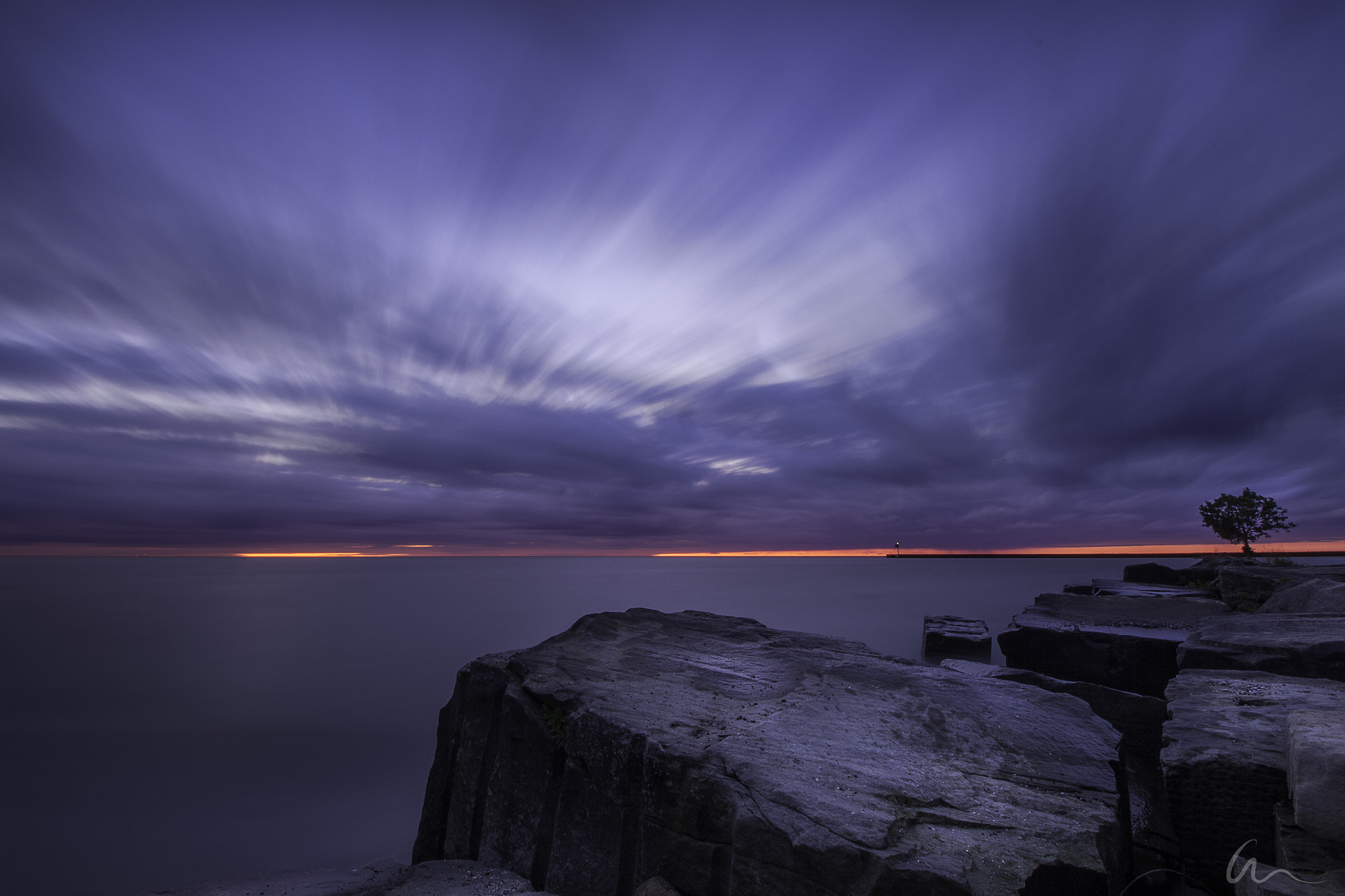 Canon EOS 700D (EOS Rebel T5i / EOS Kiss X7i) + Canon EF-S 10-18mm F4.5–5.6 IS STM sample photo. Orange sunset on lake erie photography