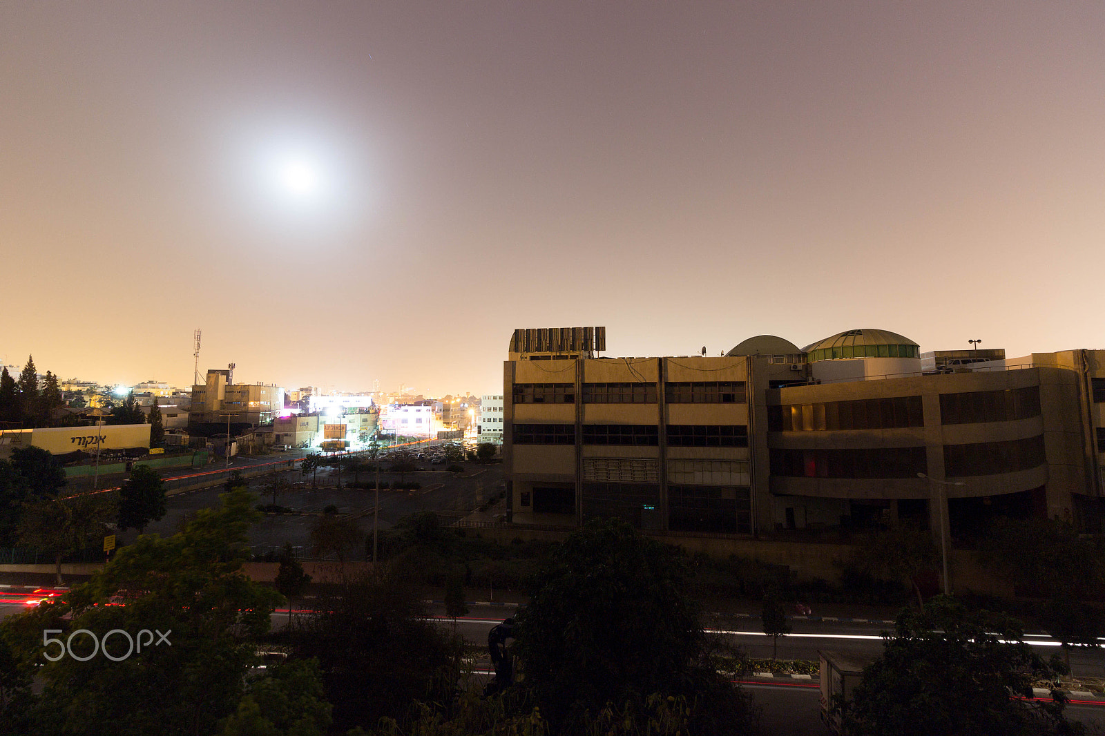 Canon EF-S 10-18mm F4.5–5.6 IS STM sample photo. Power outage photography