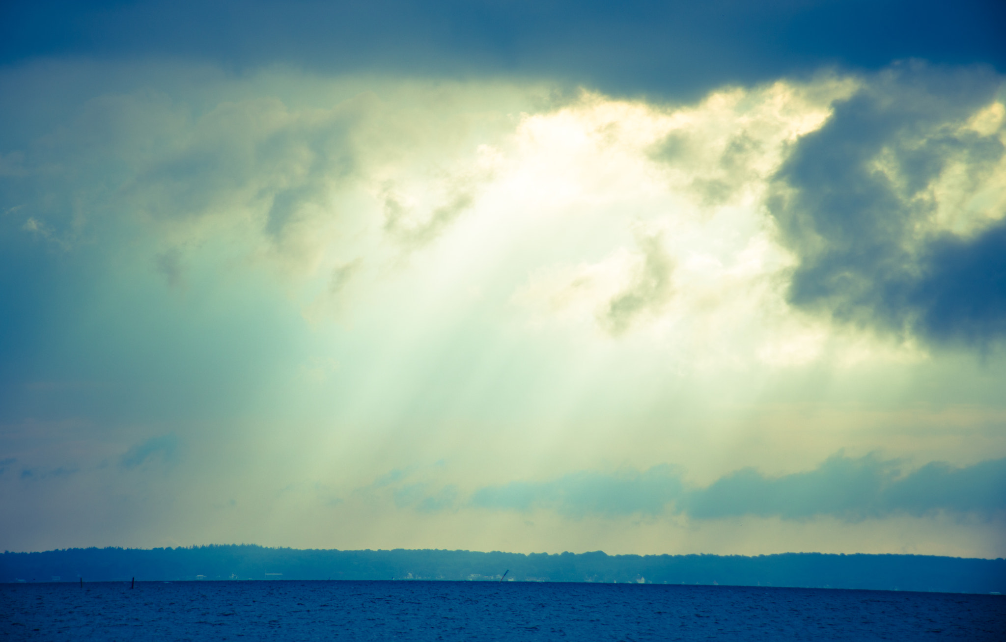 Pentax smc DA 55-300mm F4.0-5.8 ED sample photo. Dramatic sky photography