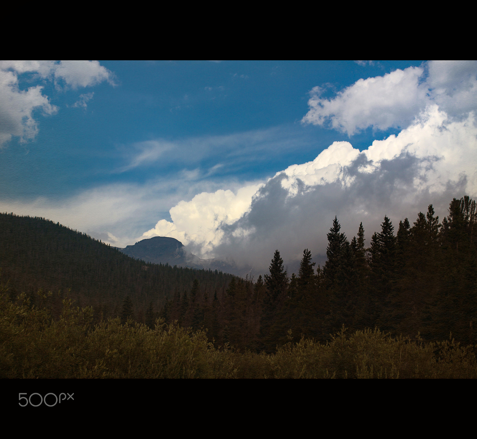 Canon EOS 50D + Canon EF 40mm F2.8 STM sample photo. Hills and valleys photography