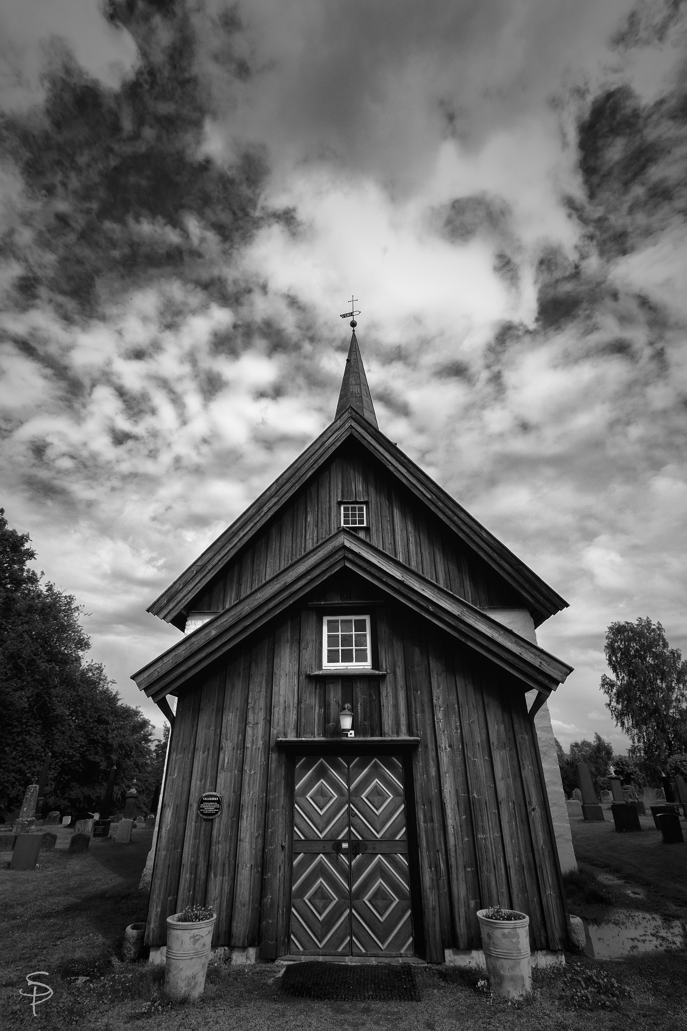 Canon EF-S 10-18mm F4.5–5.6 IS STM sample photo. Church photography