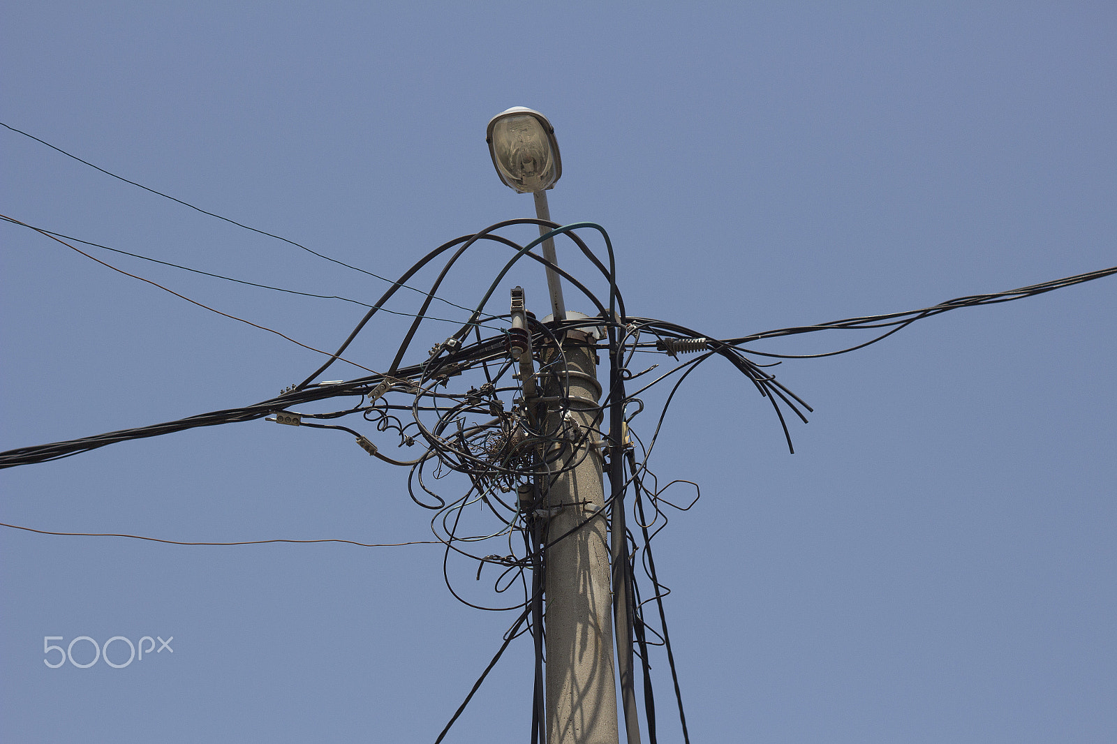 Canon EF 35-80mm f/4-5.6 sample photo. Electric mess photography