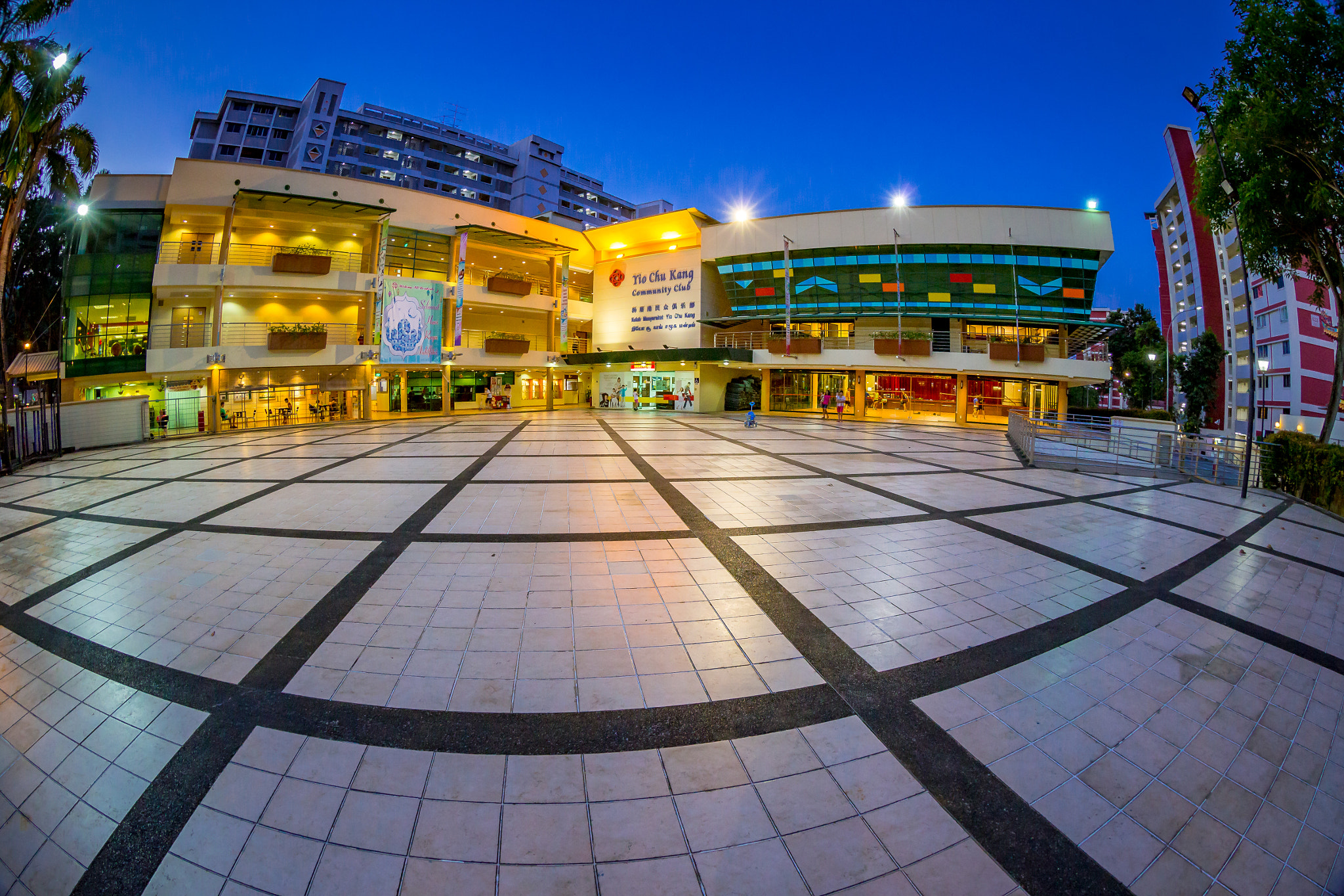 Canon EF 8-15mm F4L Fisheye USM sample photo. Yio chu kang cc (blue hours) photography