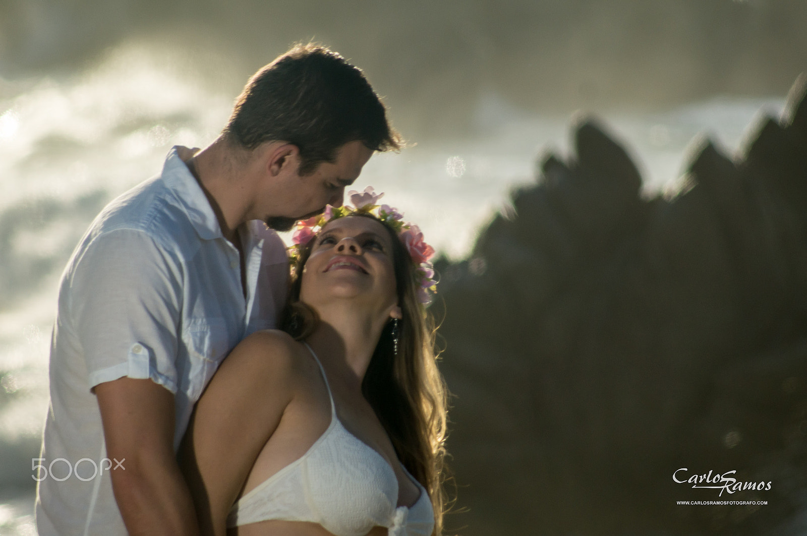 Sony 75-300mm F4.5-5.6 sample photo. Beautyful pregnant woman at sunrise on the beach. photography