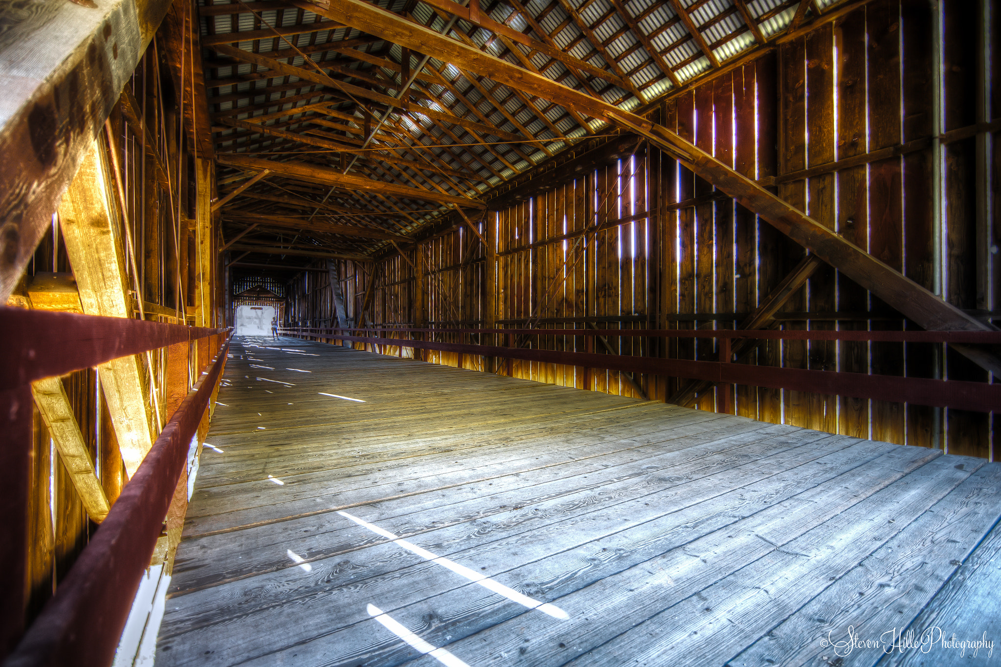 Canon EF 14mm F2.8L II USM sample photo. Insideoldcoveredbridge photography