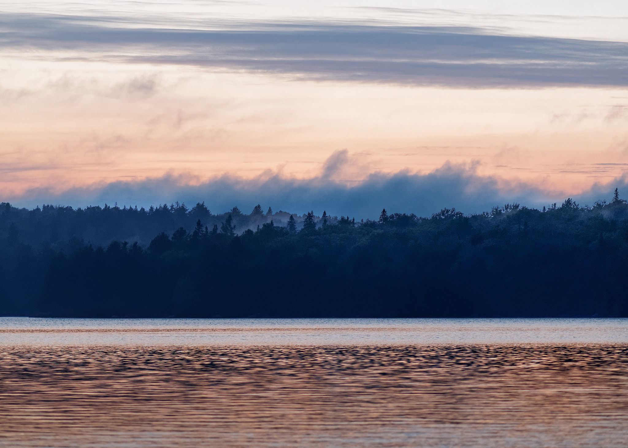 Olympus OM-D E-M1 + Olympus M.Zuiko Digital ED 75mm F1.8 sample photo. Sunset tom thomson lake, algonquin park photography