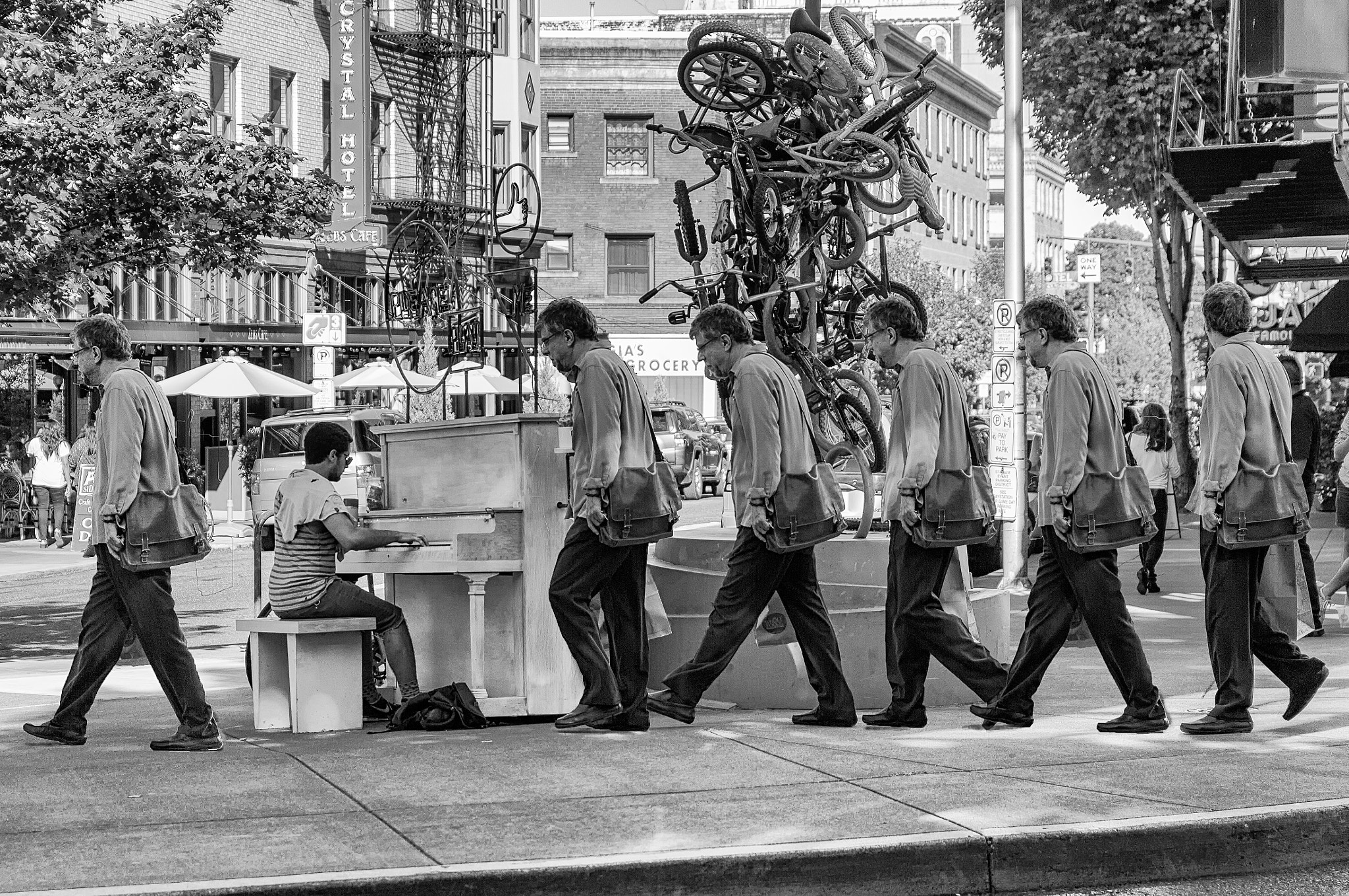 Sigma 18-50mm f/2.8 Macro sample photo. Pianos of portland photography