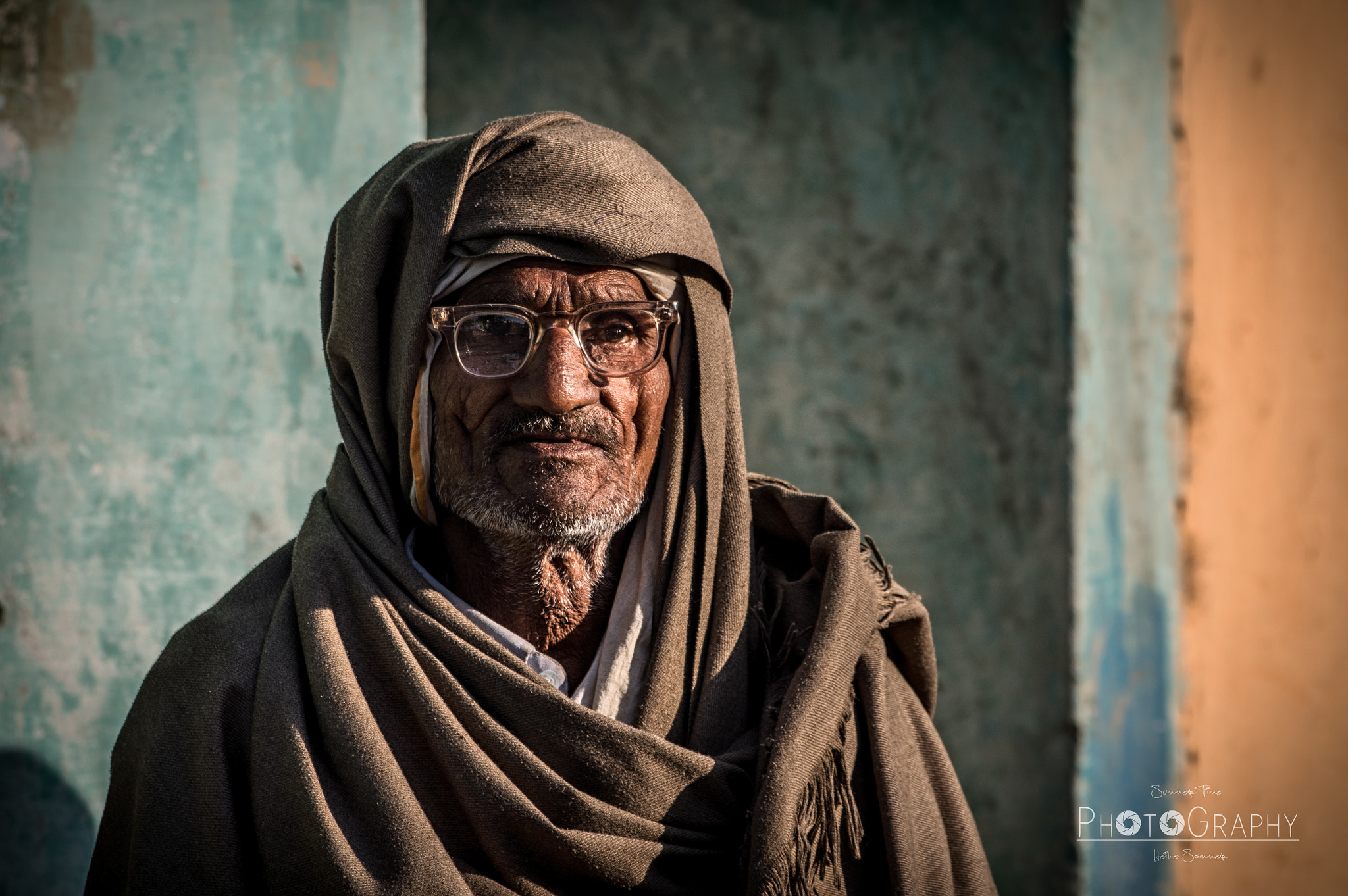 Pentax smc DA* 60-250mm F4.0 ED (IF) SDM sample photo. Old man in india... photography