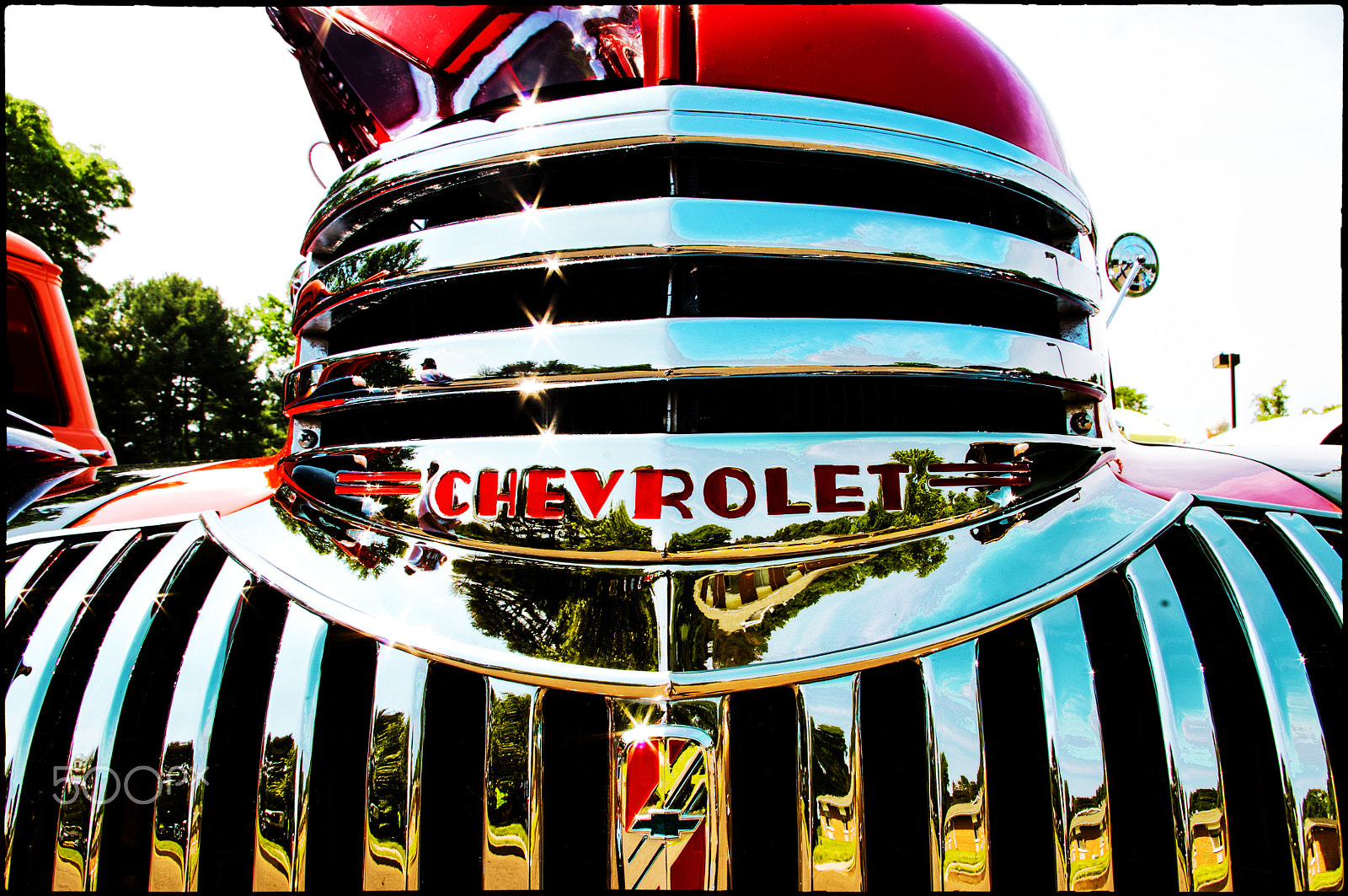 Pentax K-x sample photo. A beautiful, old chevrolet grille from a pick up truck photography