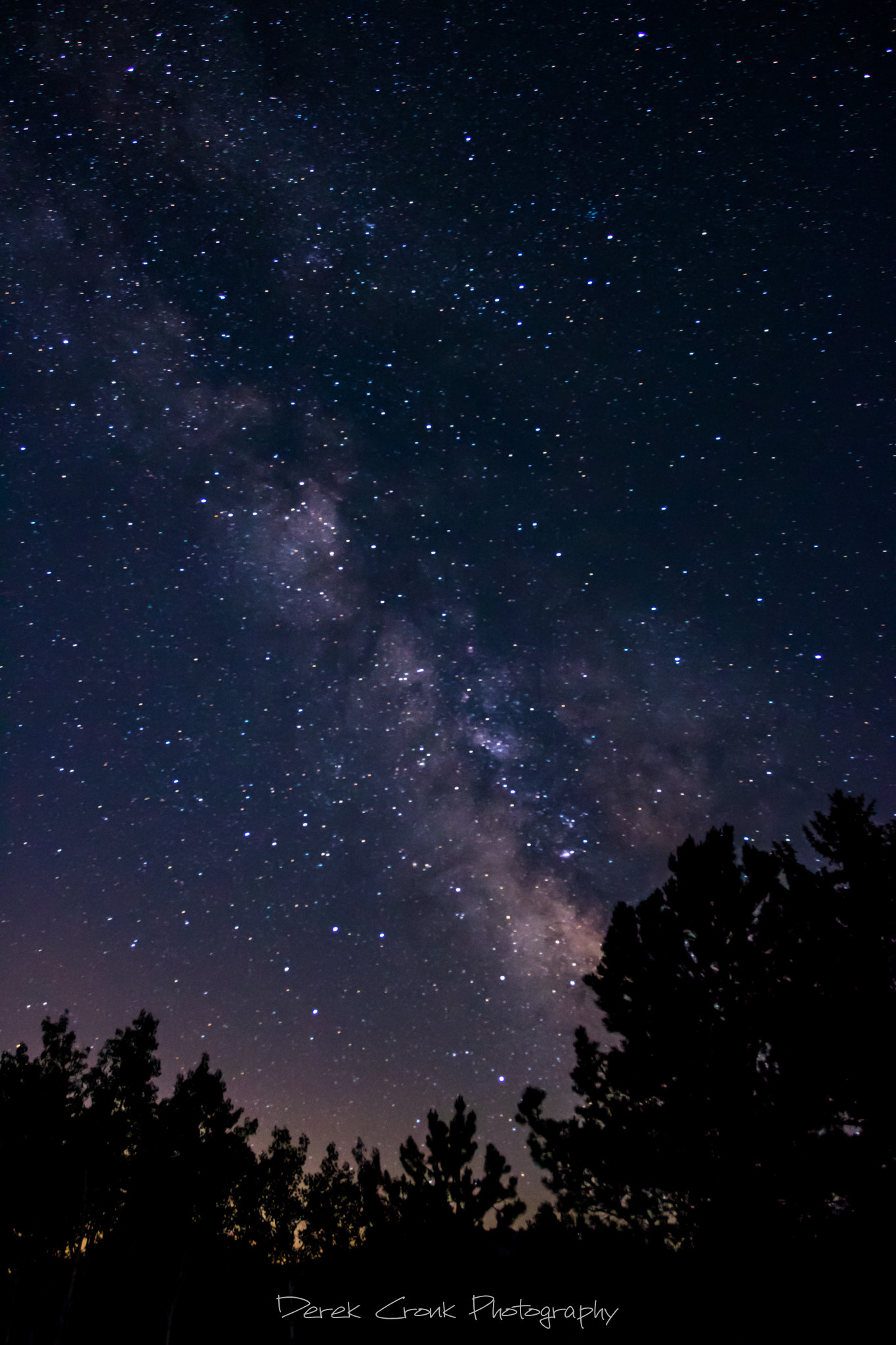 Canon EOS 750D (EOS Rebel T6i / EOS Kiss X8i) + Canon EF 17-40mm F4L USM sample photo. Milky way over colorado photography