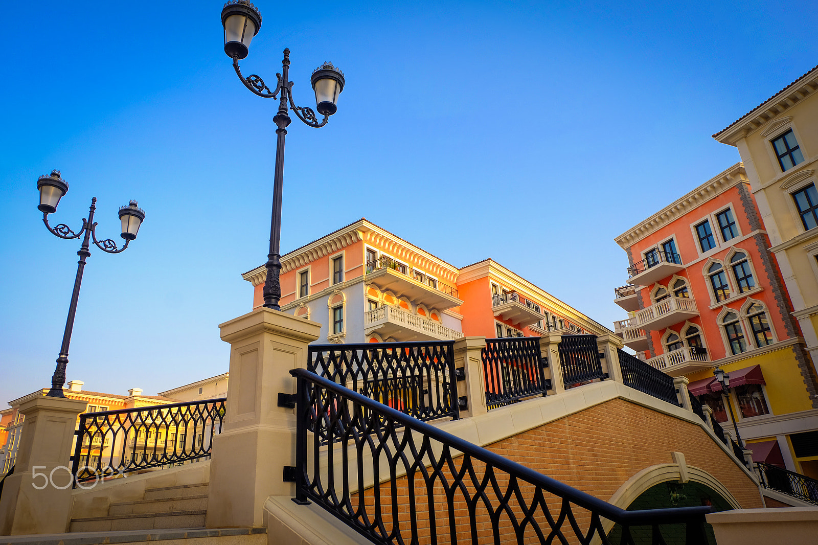 Fujifilm XC 16-50mm F3.5-5.6 OIS sample photo. Qanat quartier photography