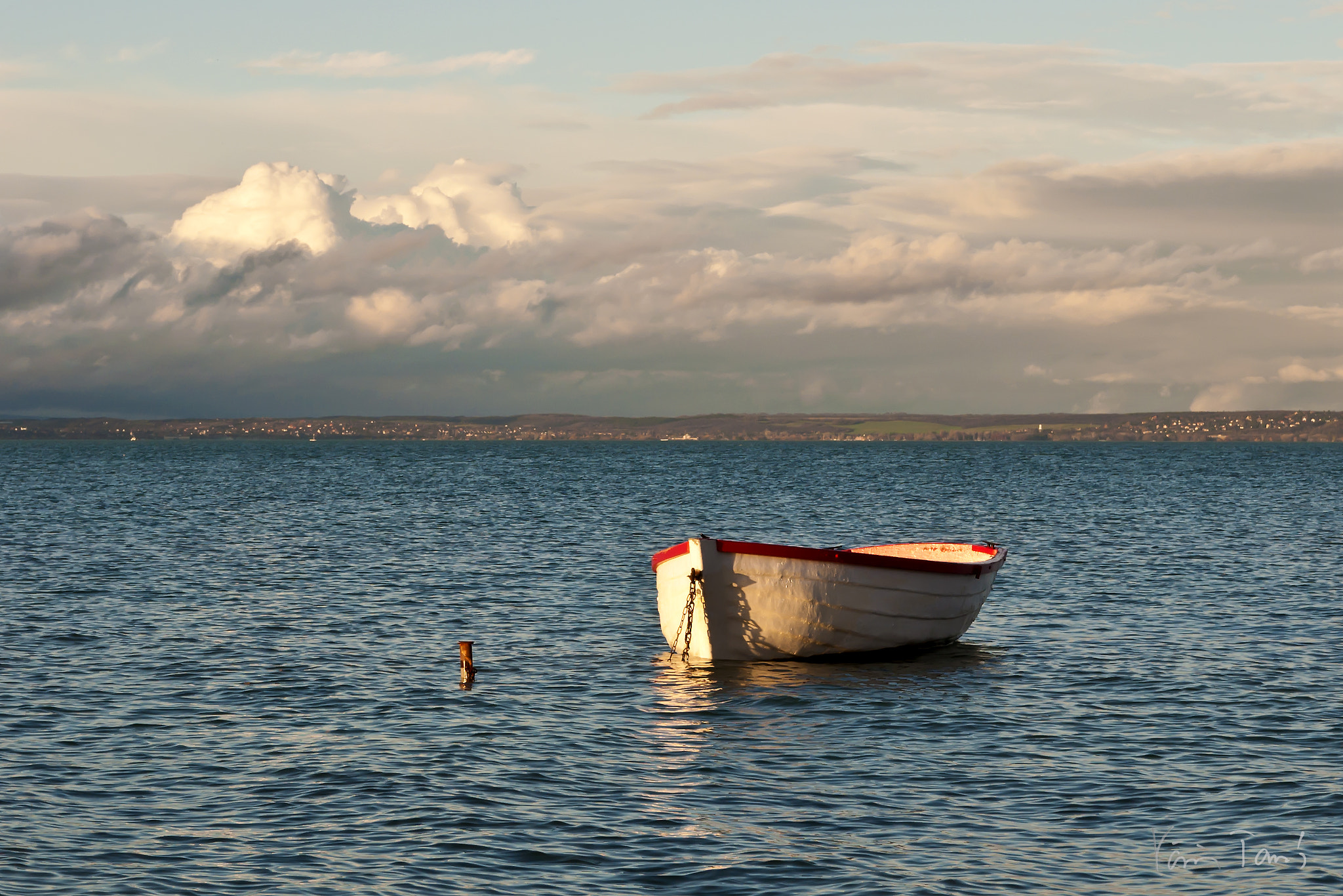 Nikon D90 + Sigma 18-50mm F2.8 EX DC Macro sample photo. Boat photography