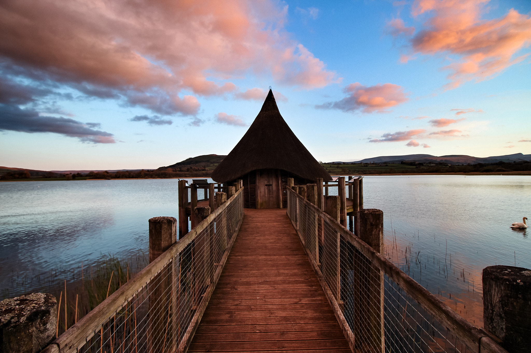 Canon EOS 650D (EOS Rebel T4i / EOS Kiss X6i) sample photo. Stunning lake in wales photography