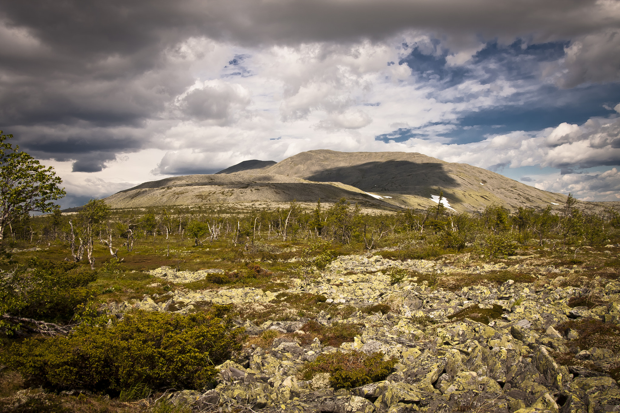 Canon EOS 40D + Sigma 20mm EX f/1.8 sample photo. On the pass photography