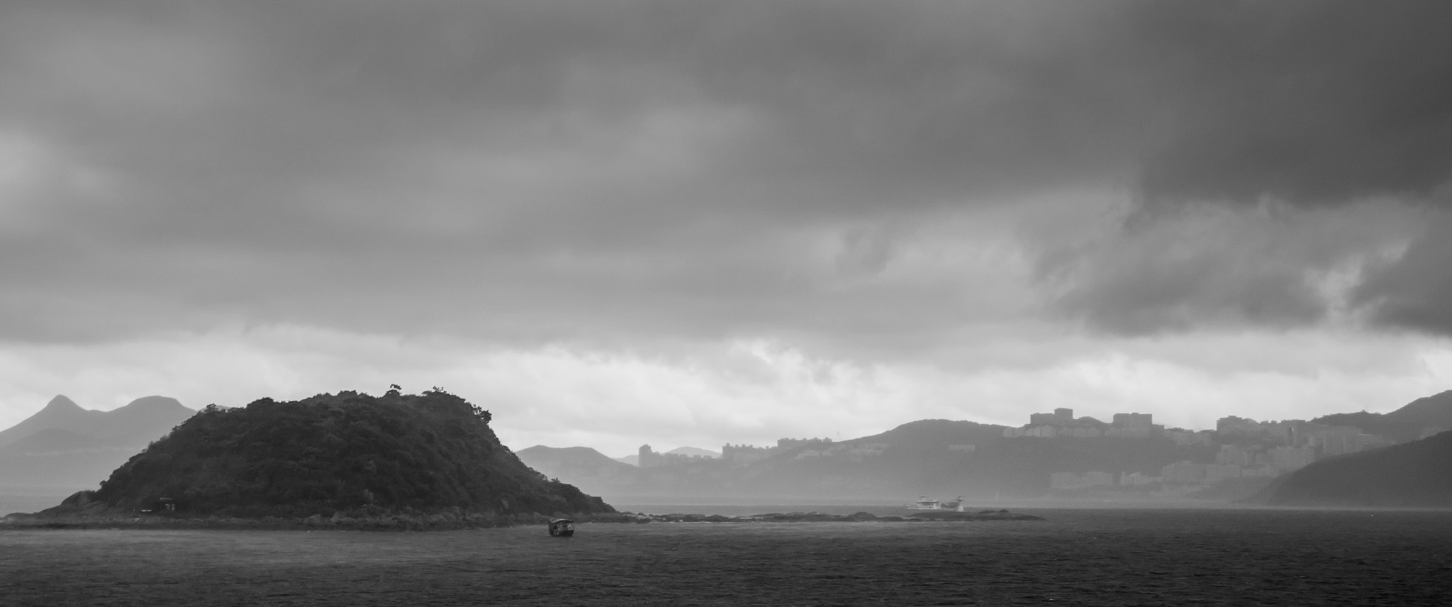 Canon EF 28-105mm f/3.5-4.5 USM sample photo. Storm photography